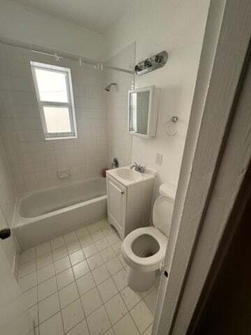 8428 NW 2nd Avenue 8428, Miami, FL 33150 — photo 13 of 15
