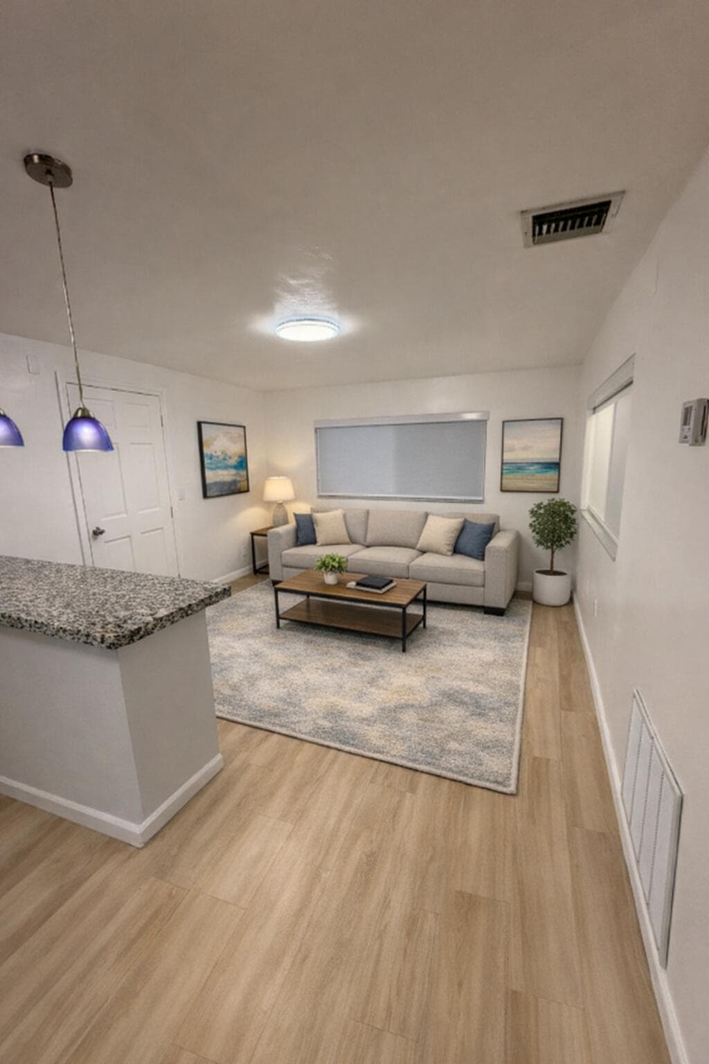 916 Sharar Avenue Apartment, Opa-Locka, FL 33054 — photo 5 of 10