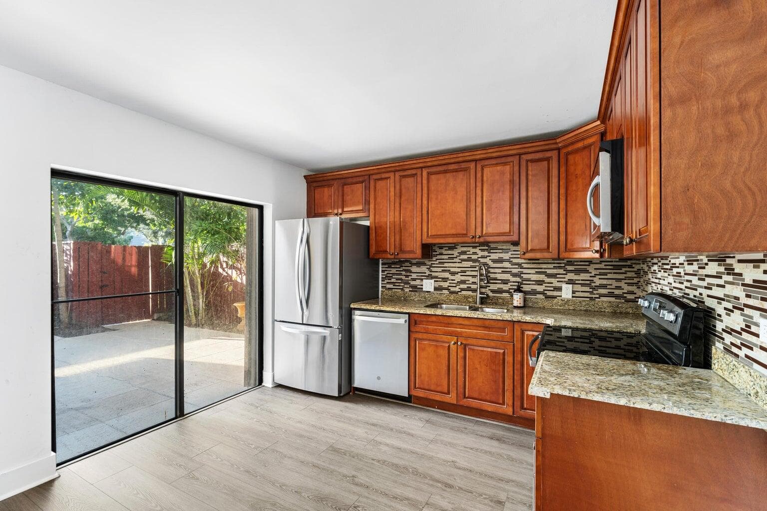 1700 Embassy Drive 708, West Palm Beach, FL 33401 — photo 5 of 36