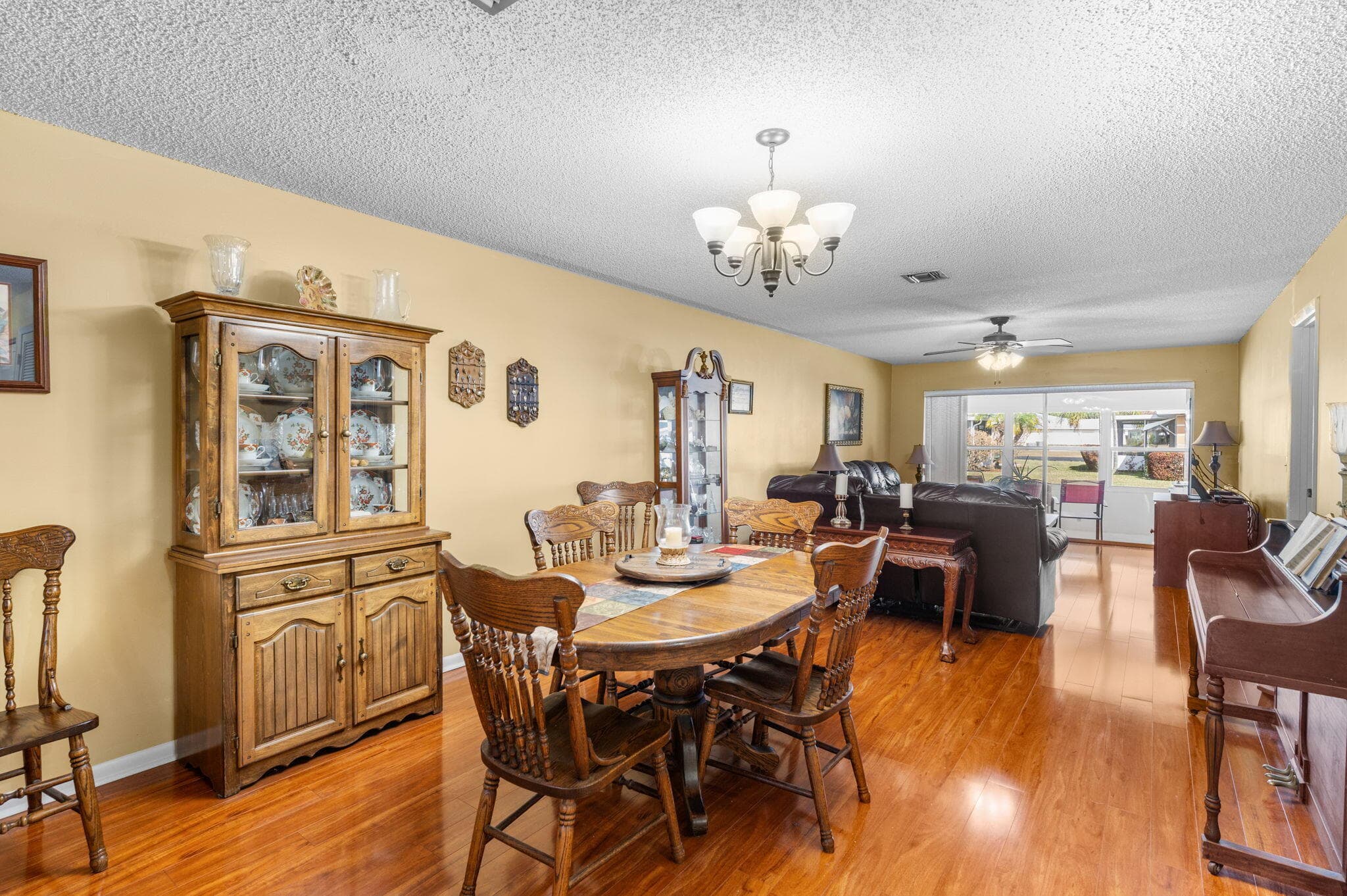 830 Timberview Drive E, Fort Pierce, FL 34982 — photo 5 of 19
