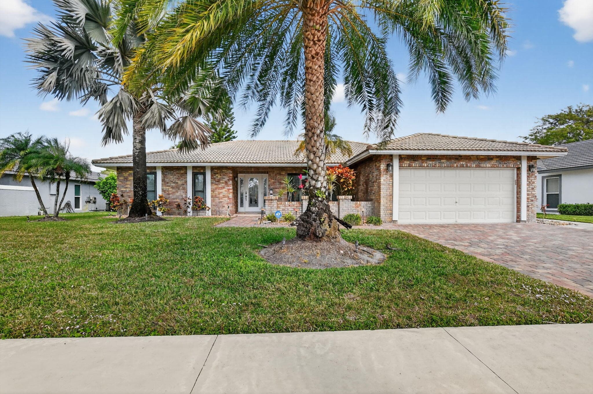 10294 Crosswind Road, Boca Raton, FL 33498 — photo 1 of 71