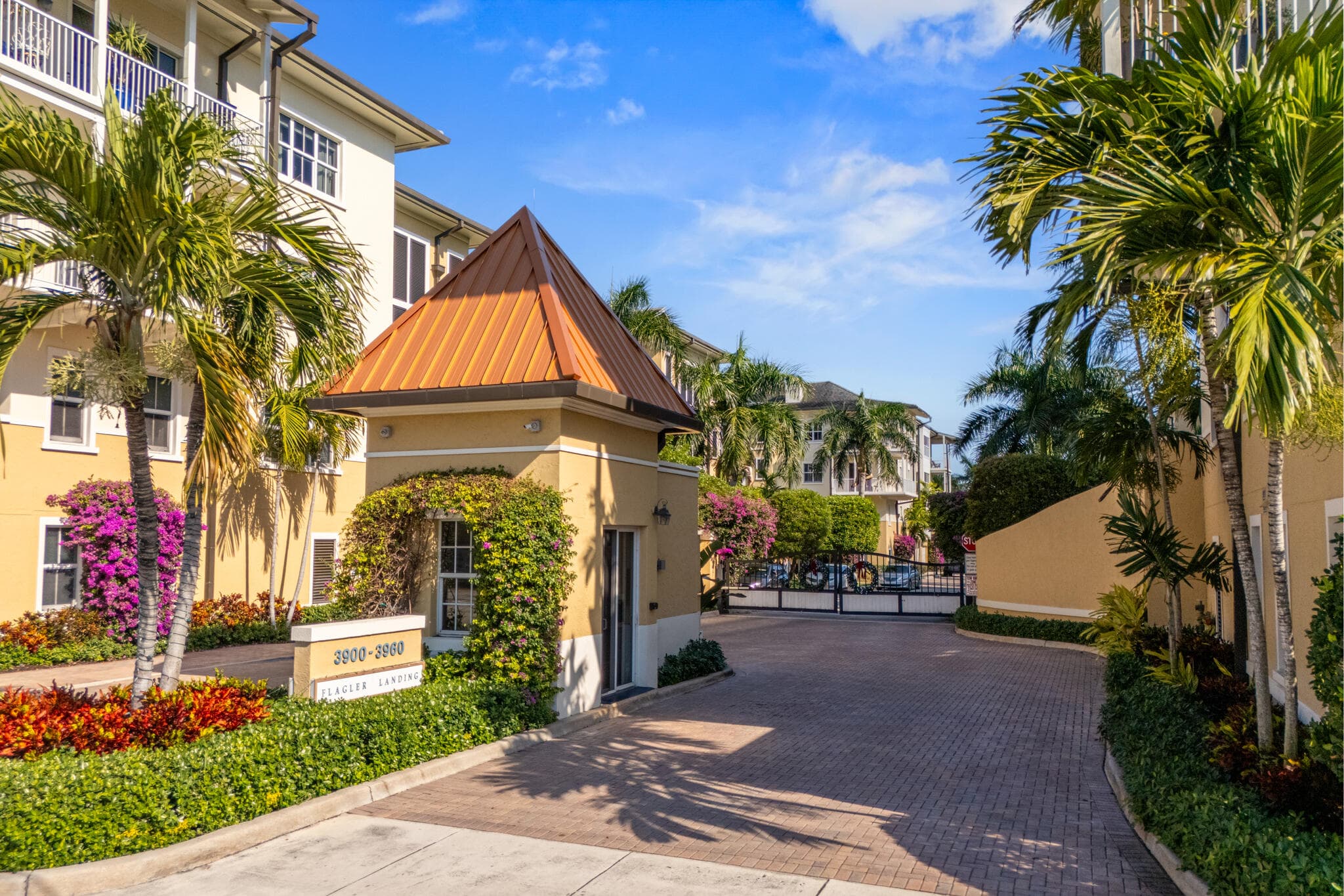 3950 N Flagler Drive 401, West Palm Beach, FL 33407 — photo 1 of 29