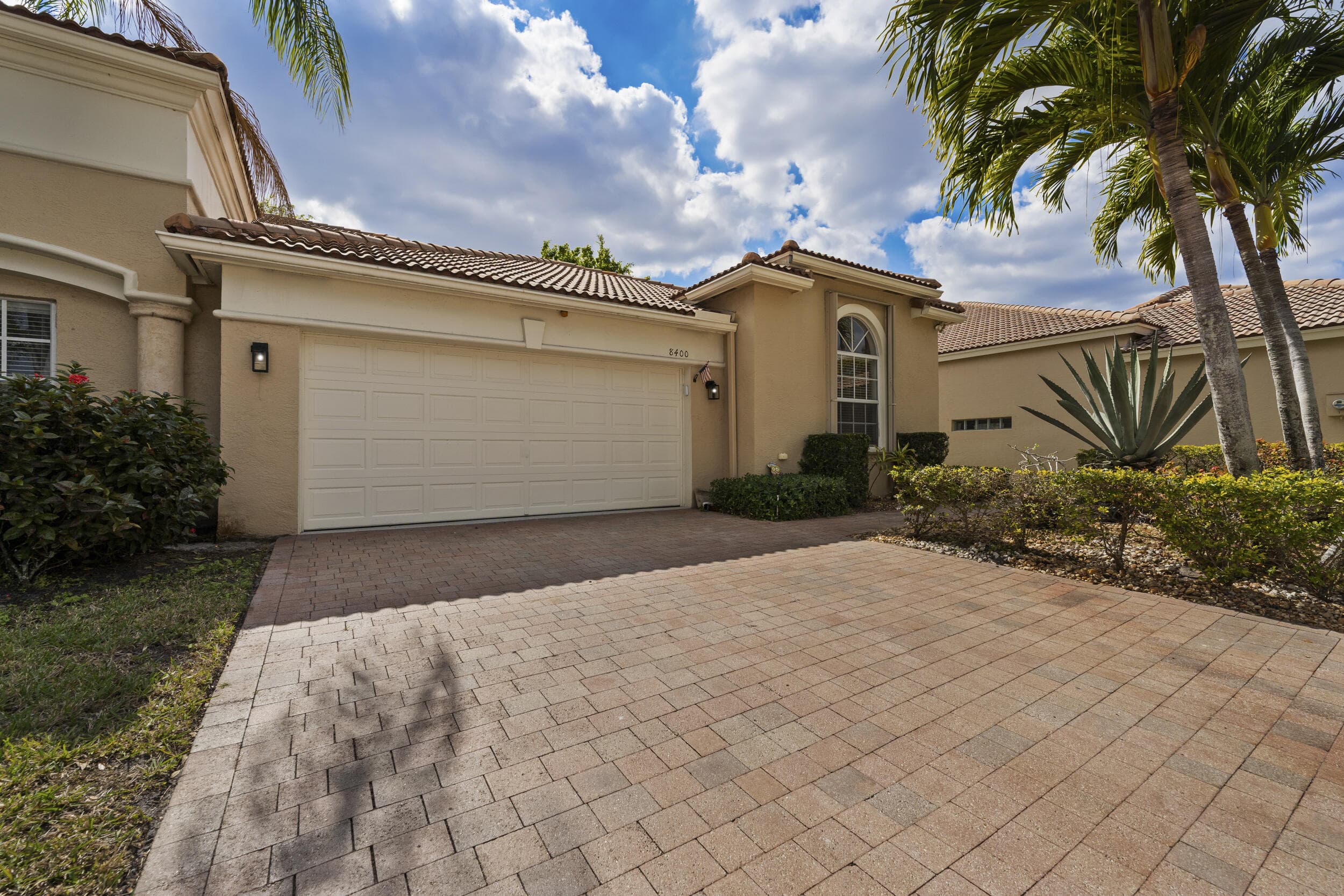 8400 Nicholls Point, West Palm Beach, FL 33411 — photo 1 of 28