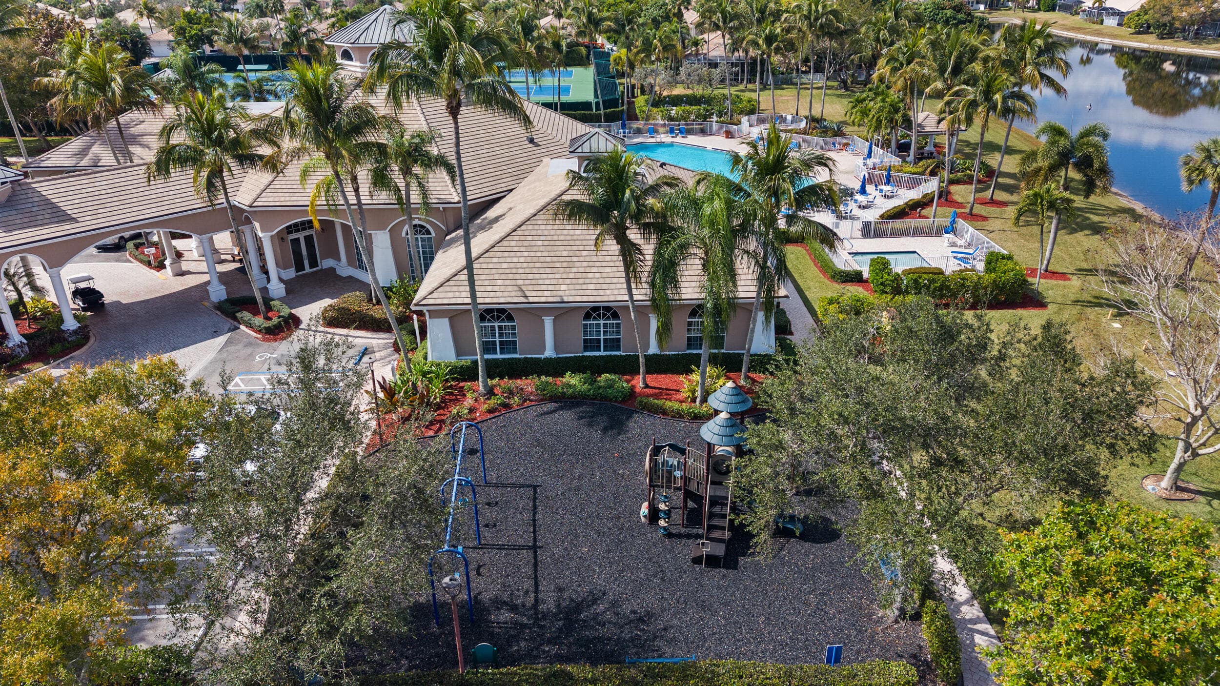 8400 Nicholls Point, West Palm Beach, FL 33411 — photo 20 of 28