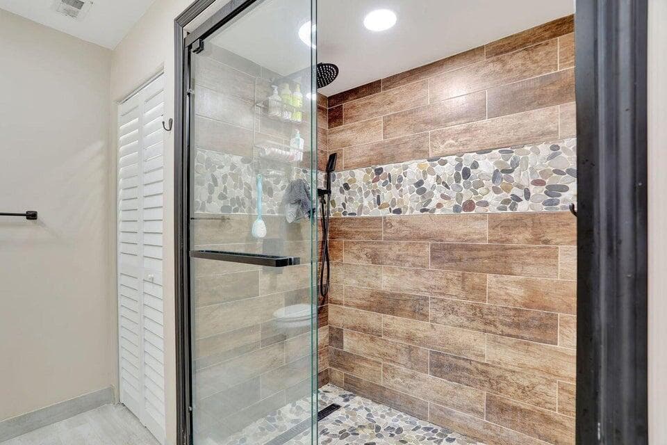 8353 Waterford Avenue, Tamarac, FL 33321 — photo 20 of 42