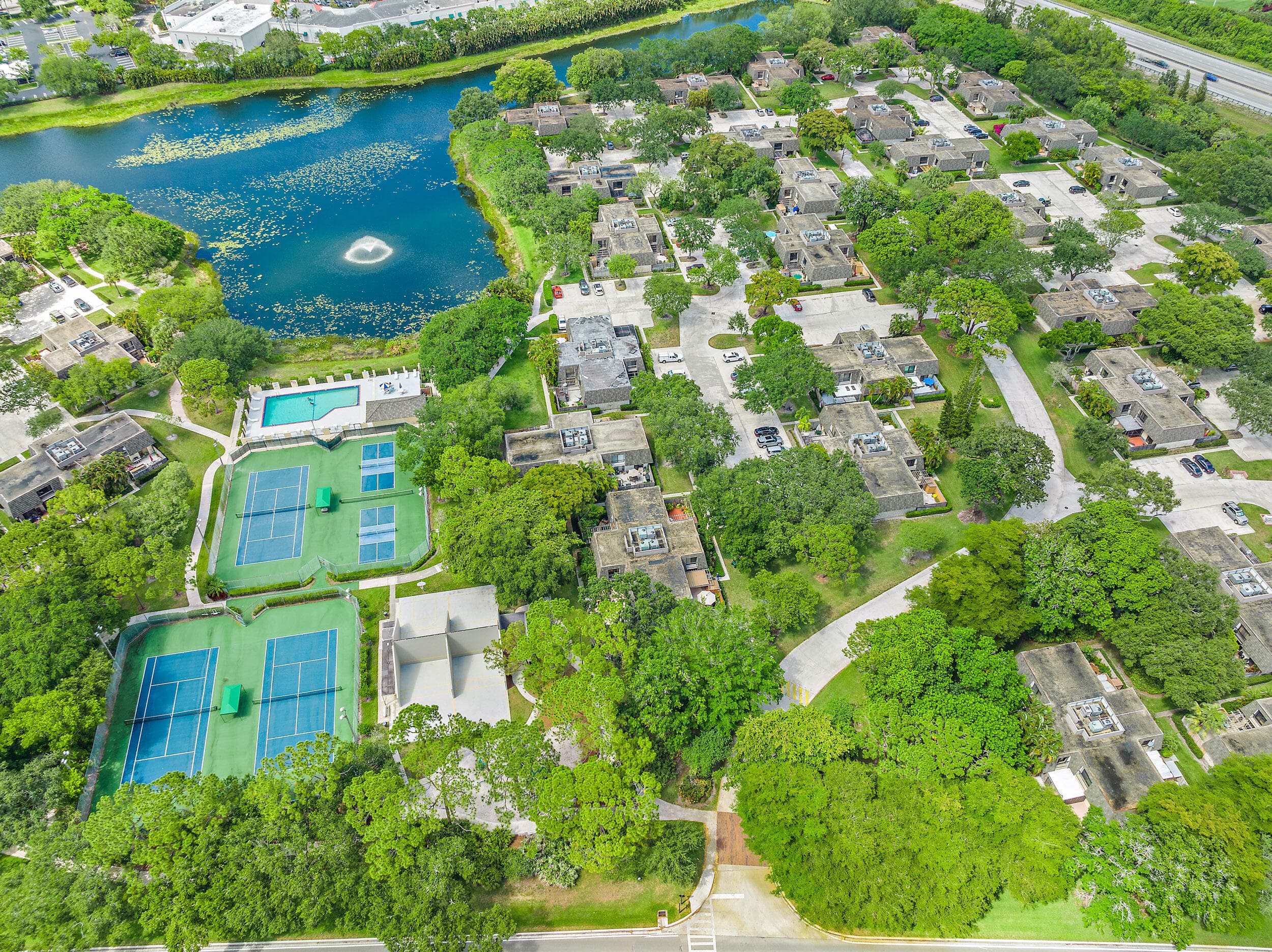 506 5th Terrace, Palm Beach Gardens, FL 33418 — photo 31 of 40