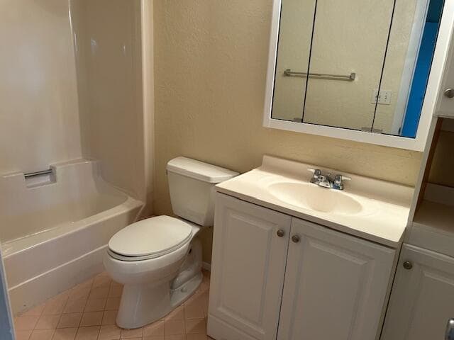 145 Lake Evelyn Drive, West Palm Beach, FL 33411 — photo 13 of 39