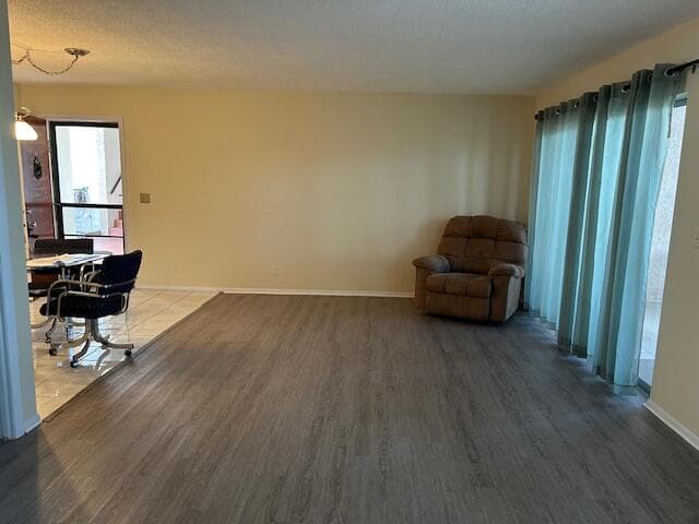145 Lake Evelyn Drive, West Palm Beach, FL 33411 — photo 7 of 39
