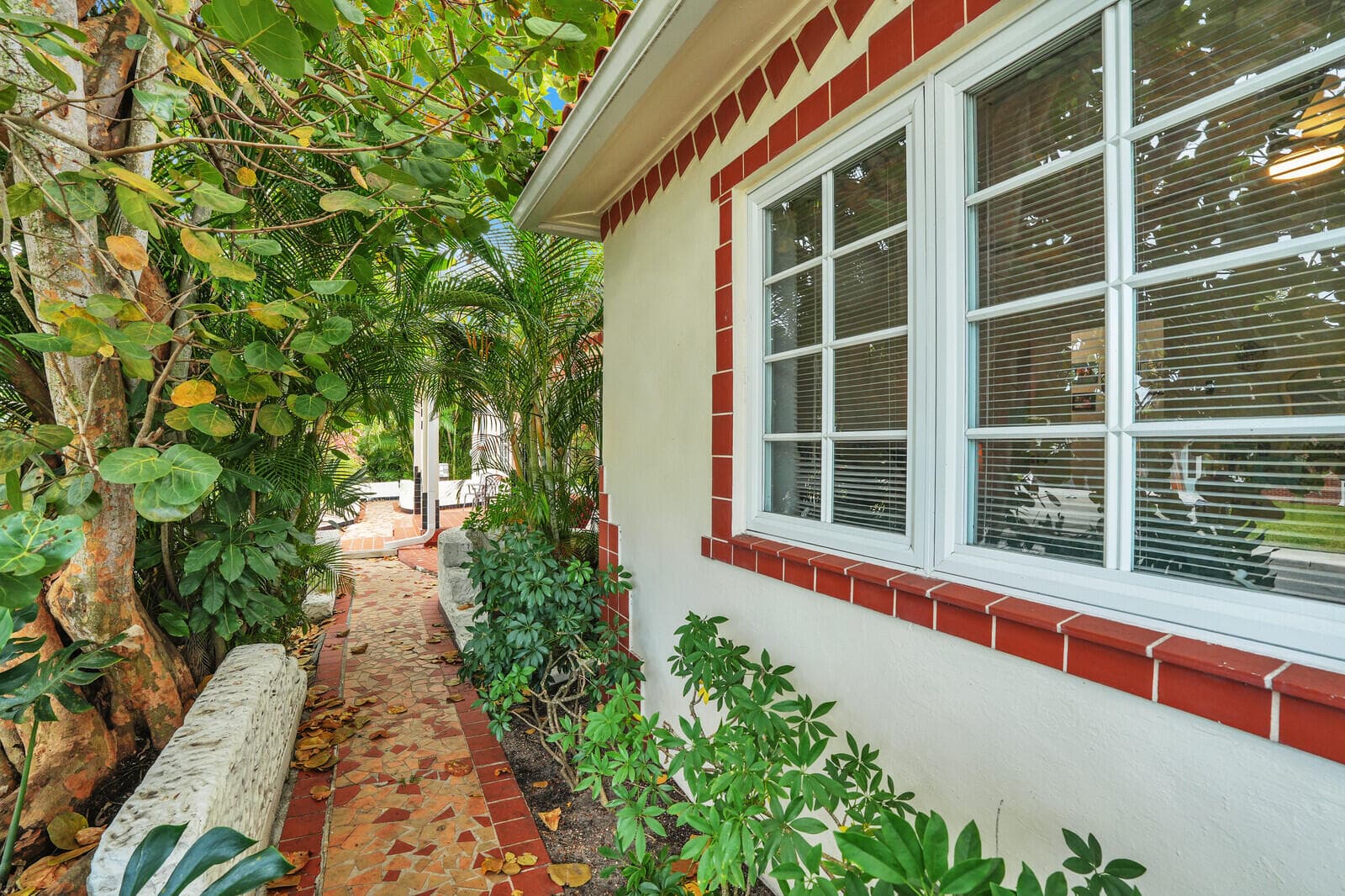417 N 12th Avenue N, Lake Worth, FL 33460 — photo 29 of 42
