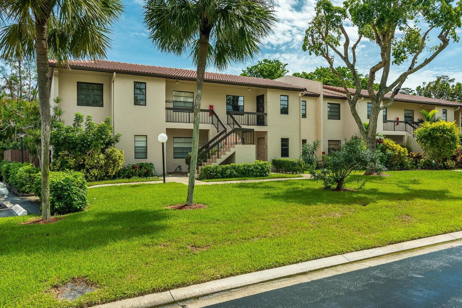 21614 Juego Circle 25h, Boca Raton, FL 33433 — photo 1 of 3