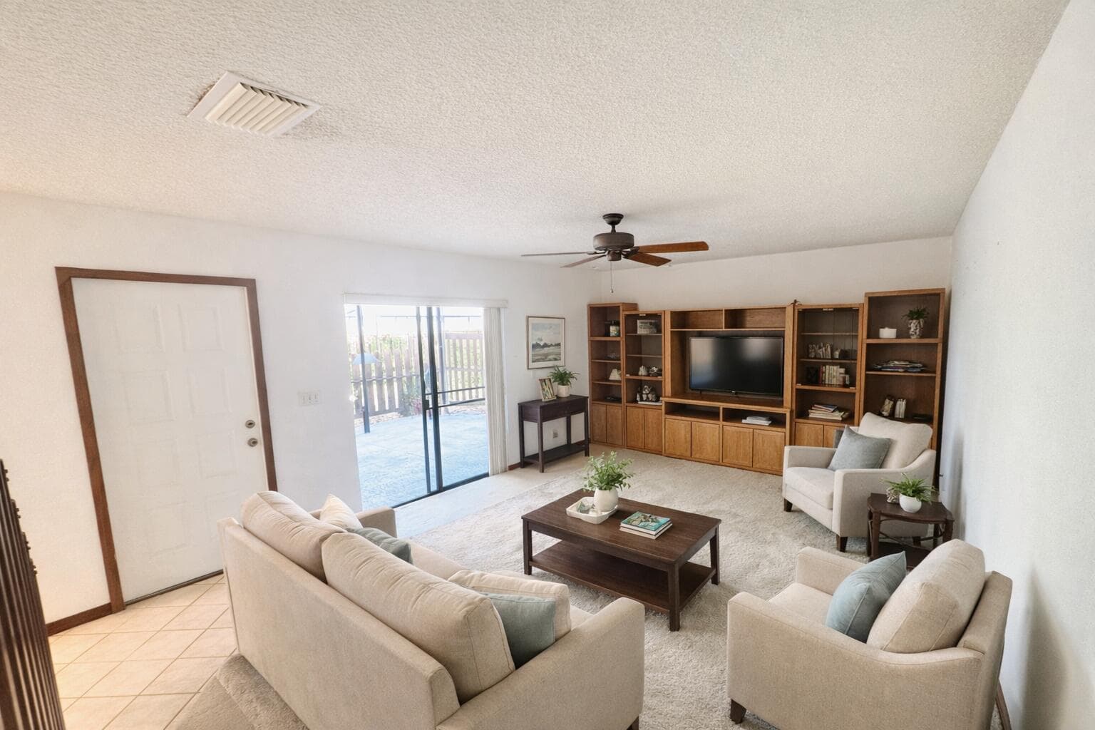 604 SE Castle Court D, Port St. Lucie, FL 34952 — photo 2 of 25