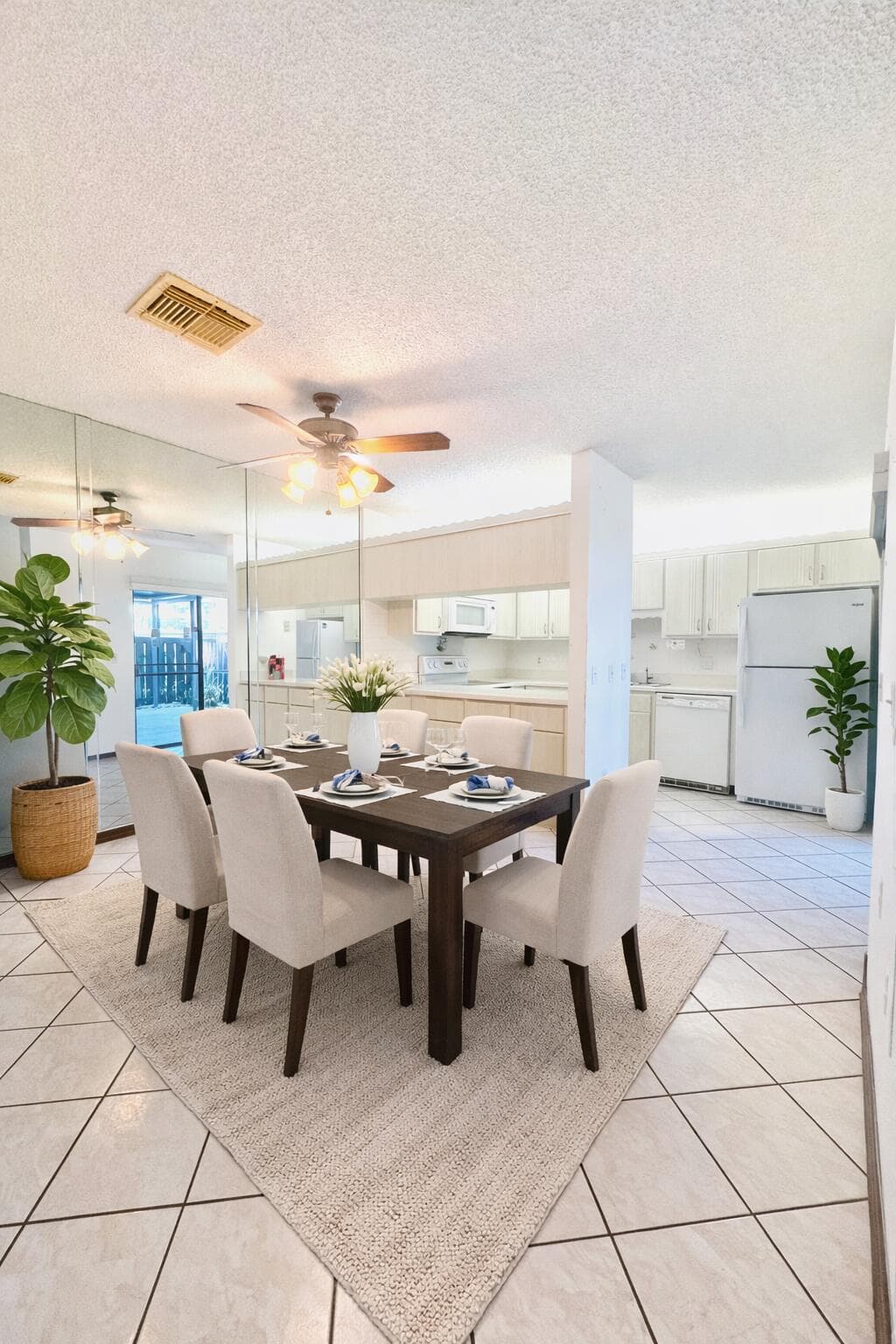 604 SE Castle Court D, Port St. Lucie, FL 34952 — photo 7 of 25