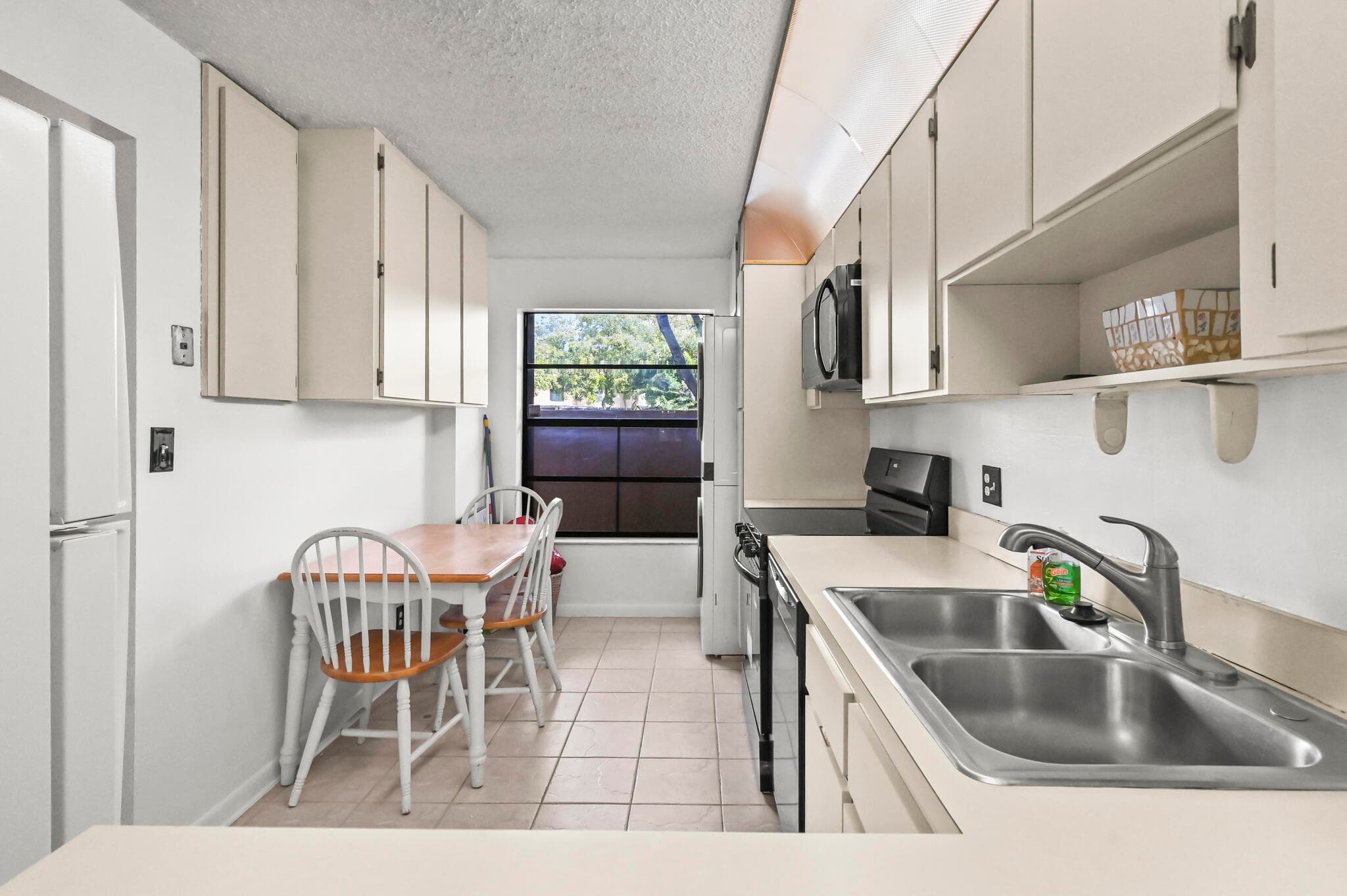 1464 NW 97th Terrace 285, Pembroke Pines, FL 33024 — photo 8 of 26