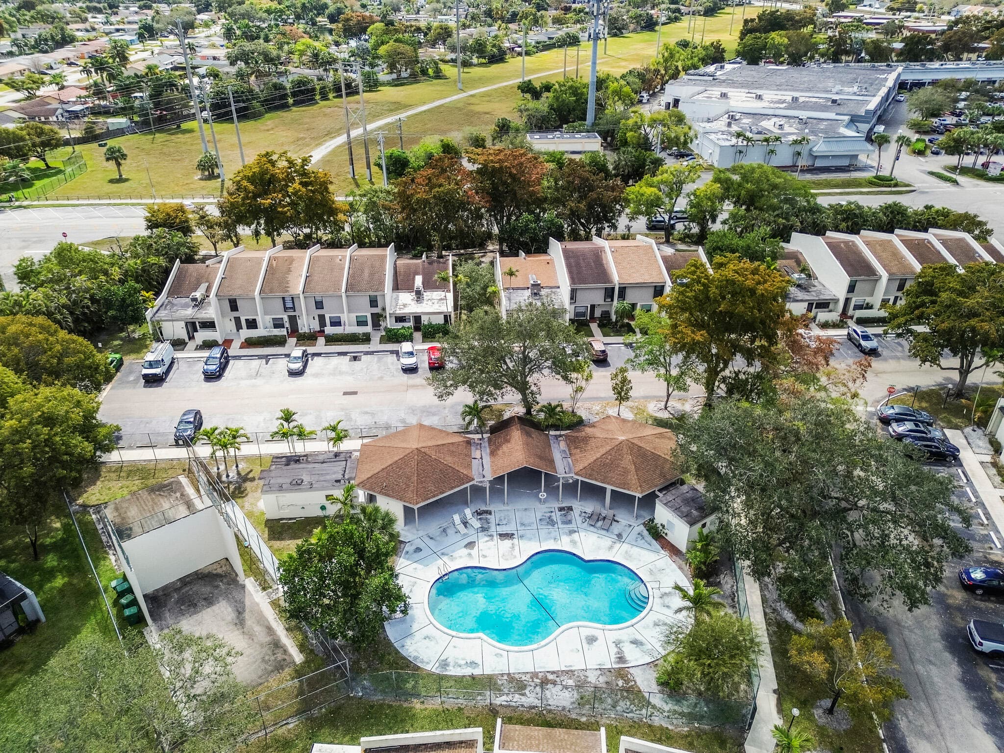 1464 NW 97th Terrace 285, Pembroke Pines, FL 33024 — photo 23 of 26