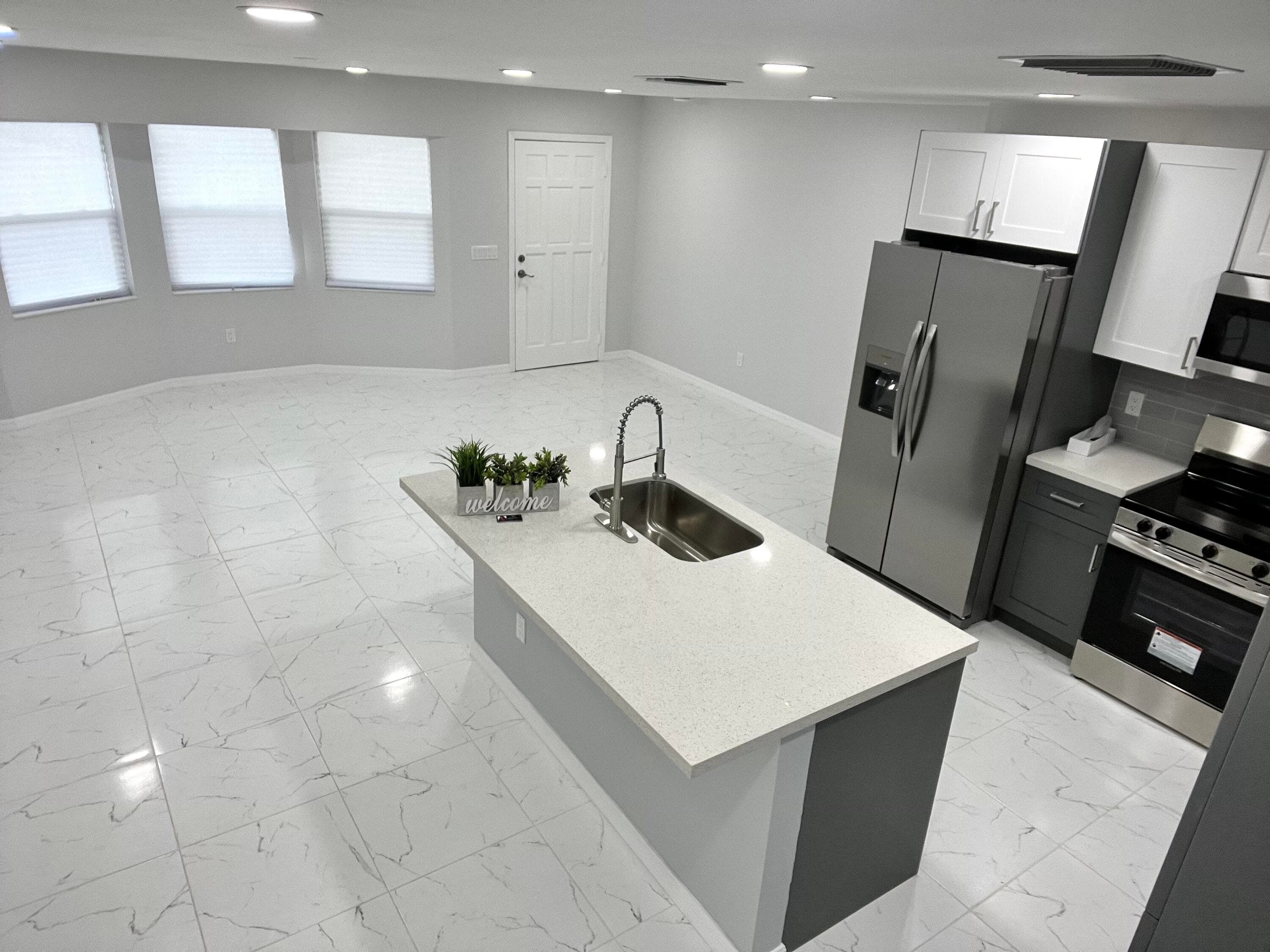 442 SW Lucero Drive, Port St. Lucie, FL 34983 — photo 10 of 34