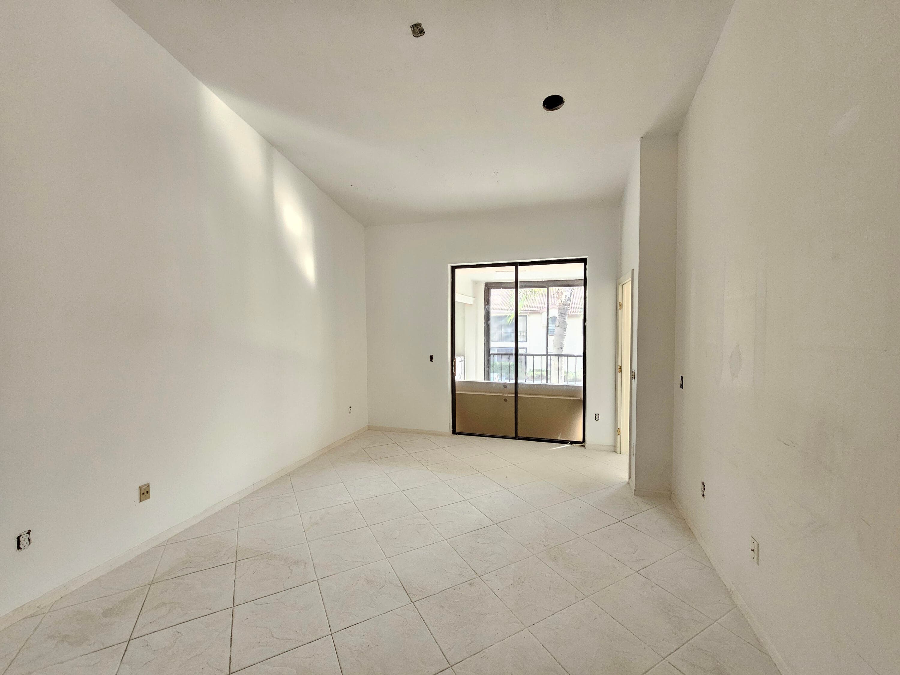 5235 Europa Drive O, Boynton Beach, FL 33437 — photo 14 of 25