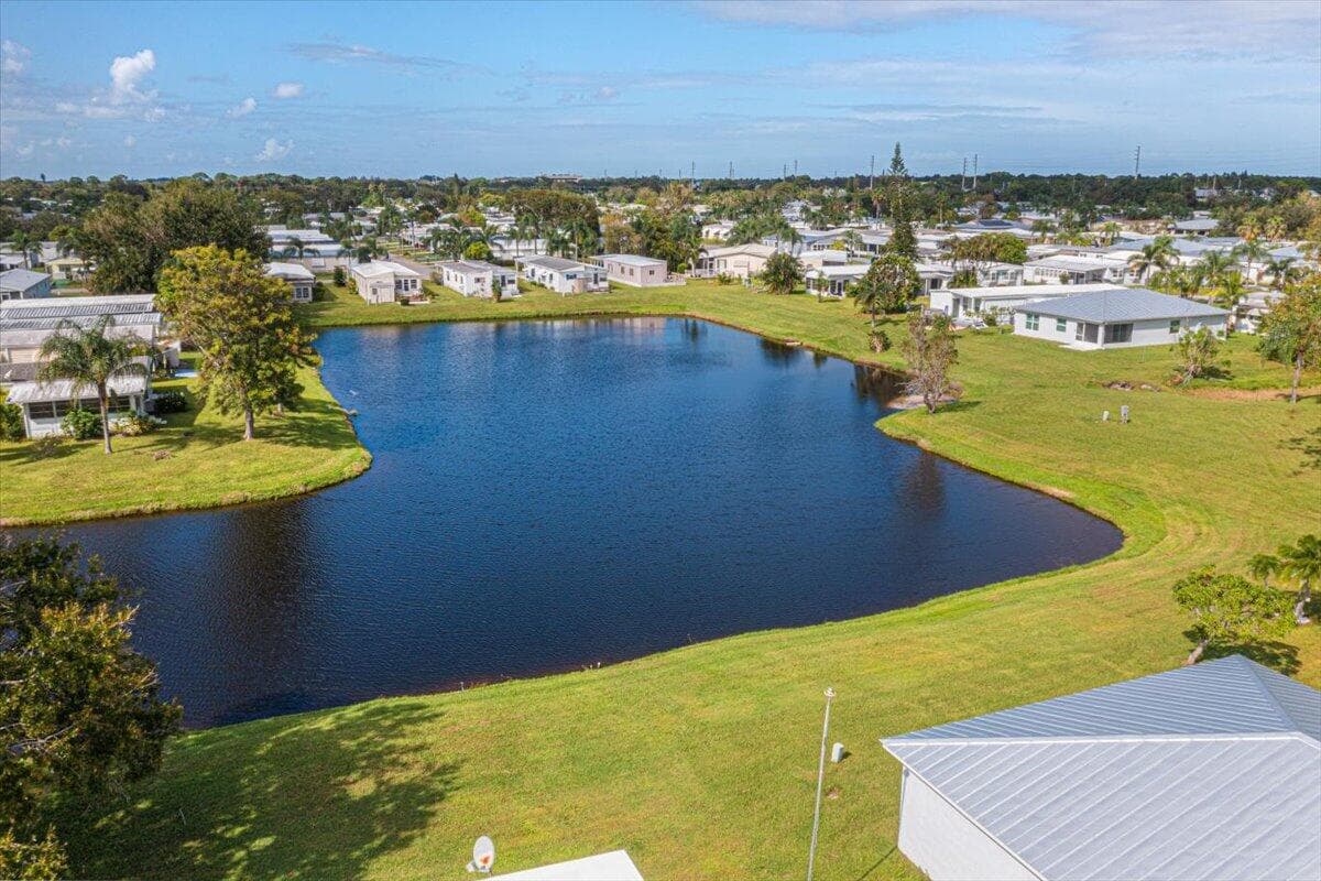 10 Juan Carlos Lane, Port St. Lucie, FL 34952 — photo 10 of 47