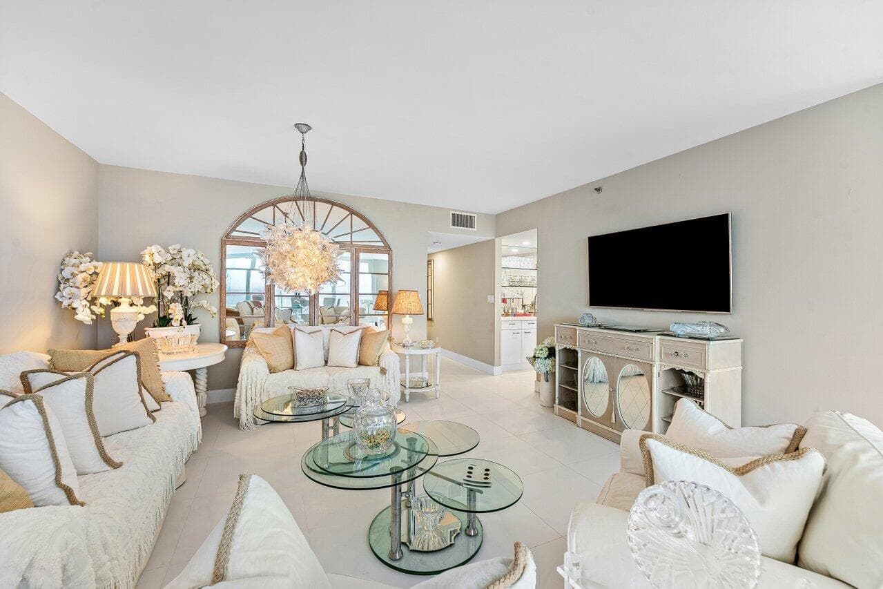 529 S Flagler Drive 8g, West Palm Beach, FL 33401 — photo 5 of 28