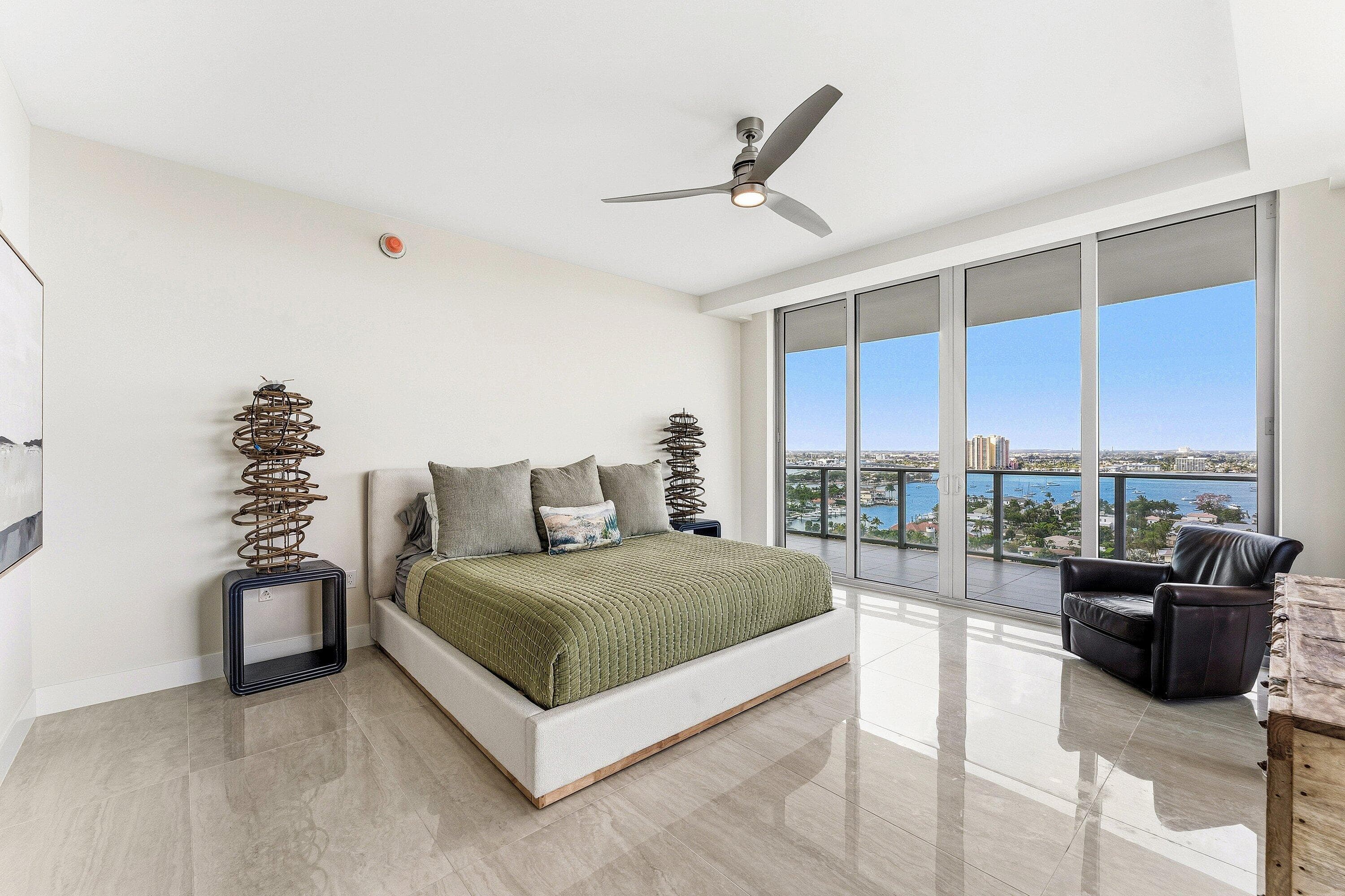 3100 N Ocean Drive 1702p, Singer Island, FL 33404 — photo 14 of 45