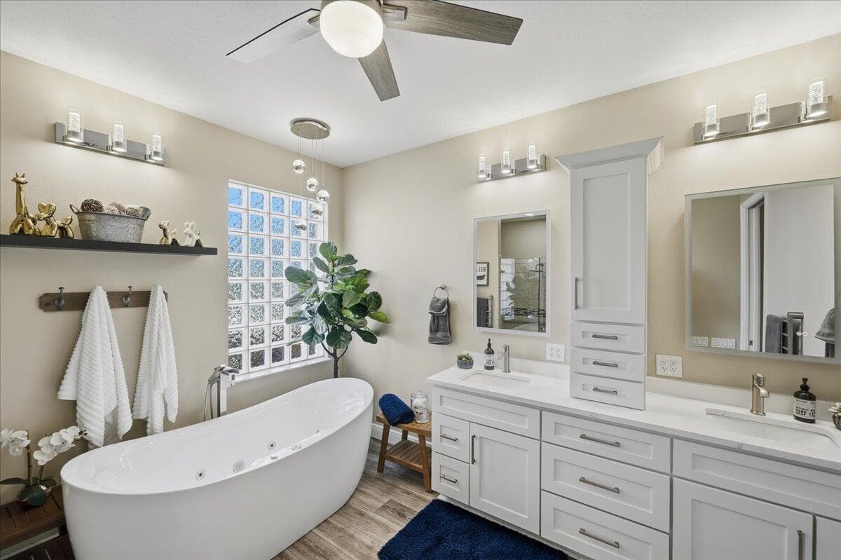 499 NW Blue Lake Drive, Port St. Lucie, FL 34986 — photo 12 of 44