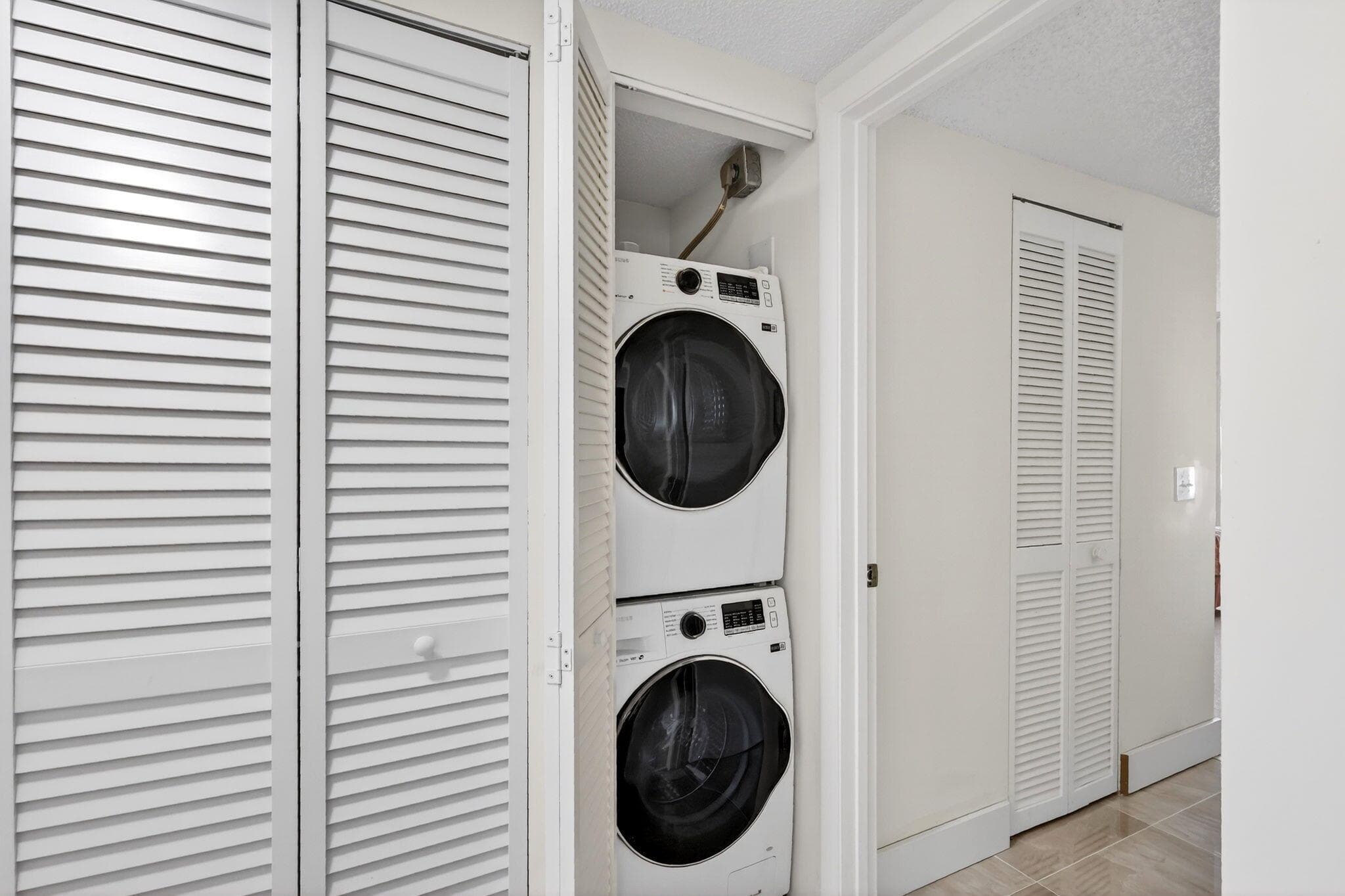 890 N Federal Highway 403, Lantana, FL 33462 — photo 27 of 74