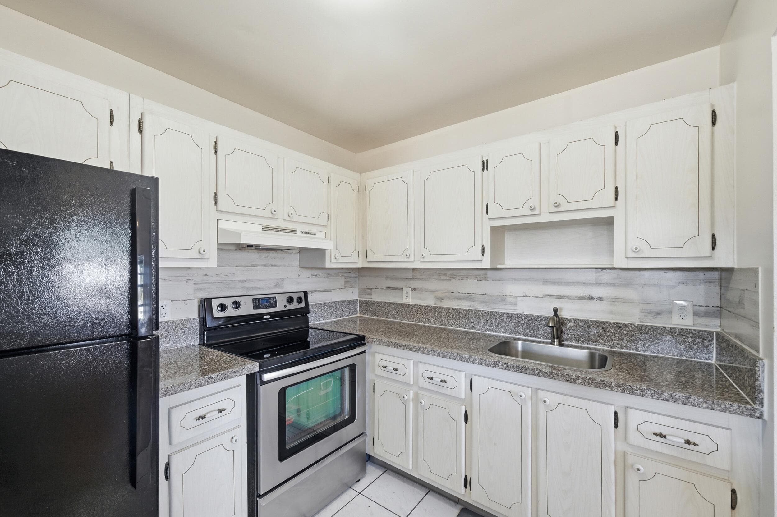 142 Monaco C, Delray Beach, FL 33446 — photo 10 of 23