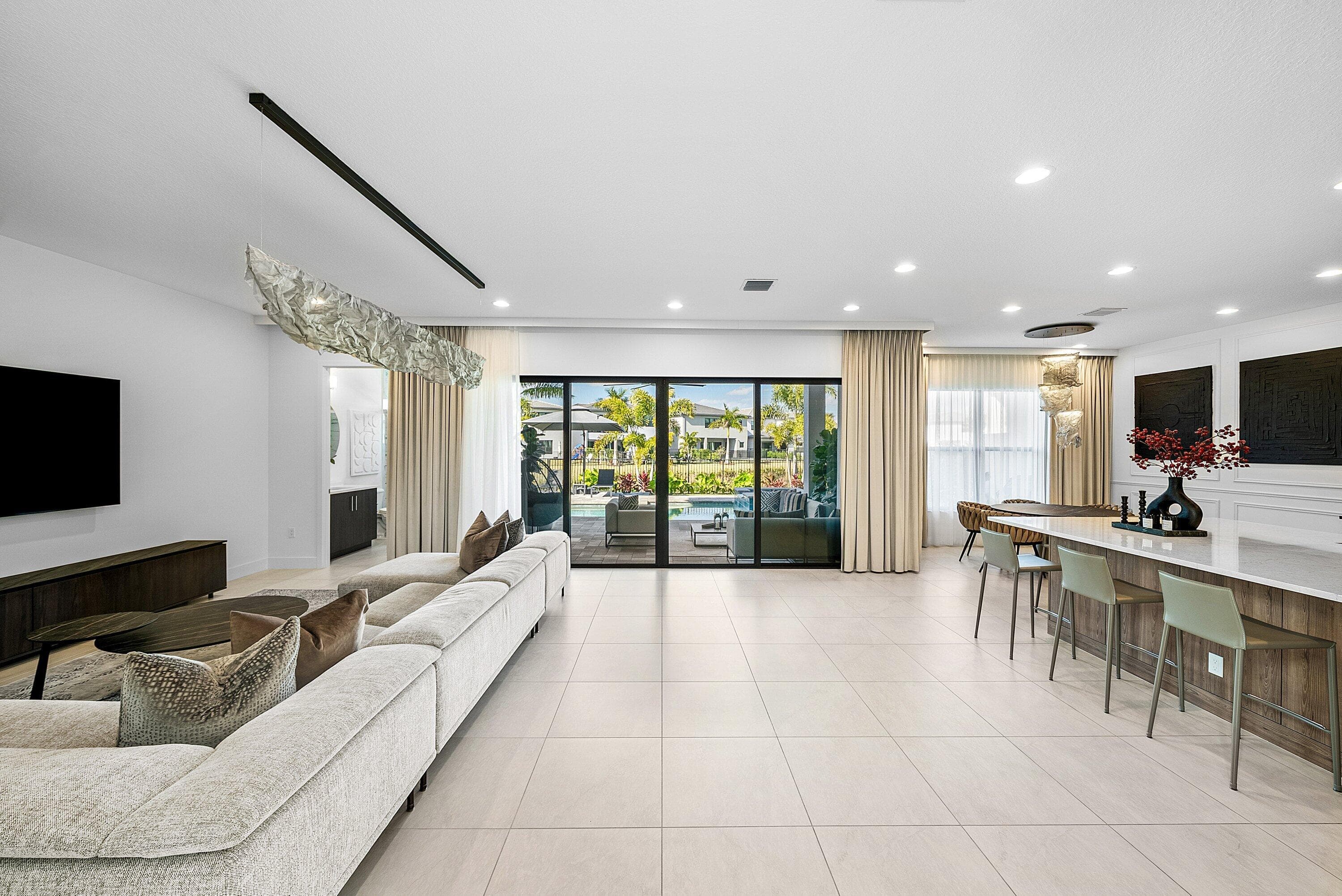 8325 Royal County Down Road, Boca Raton, FL 33434 — photo 11 of 115