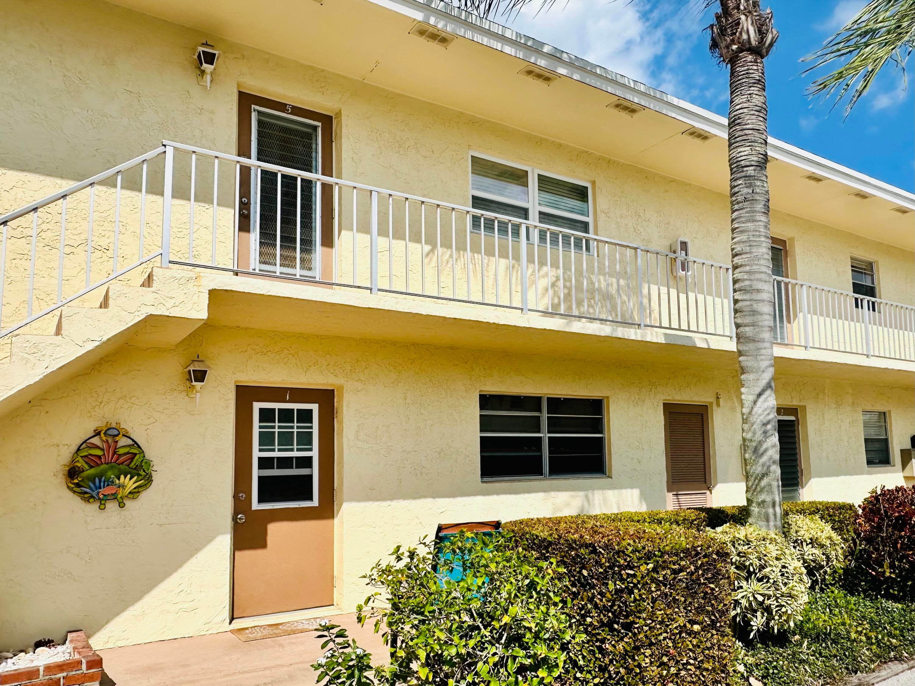 2950 SE Ocean Boulevard 130-6, Stuart, FL 34996 — photo 1 of 26