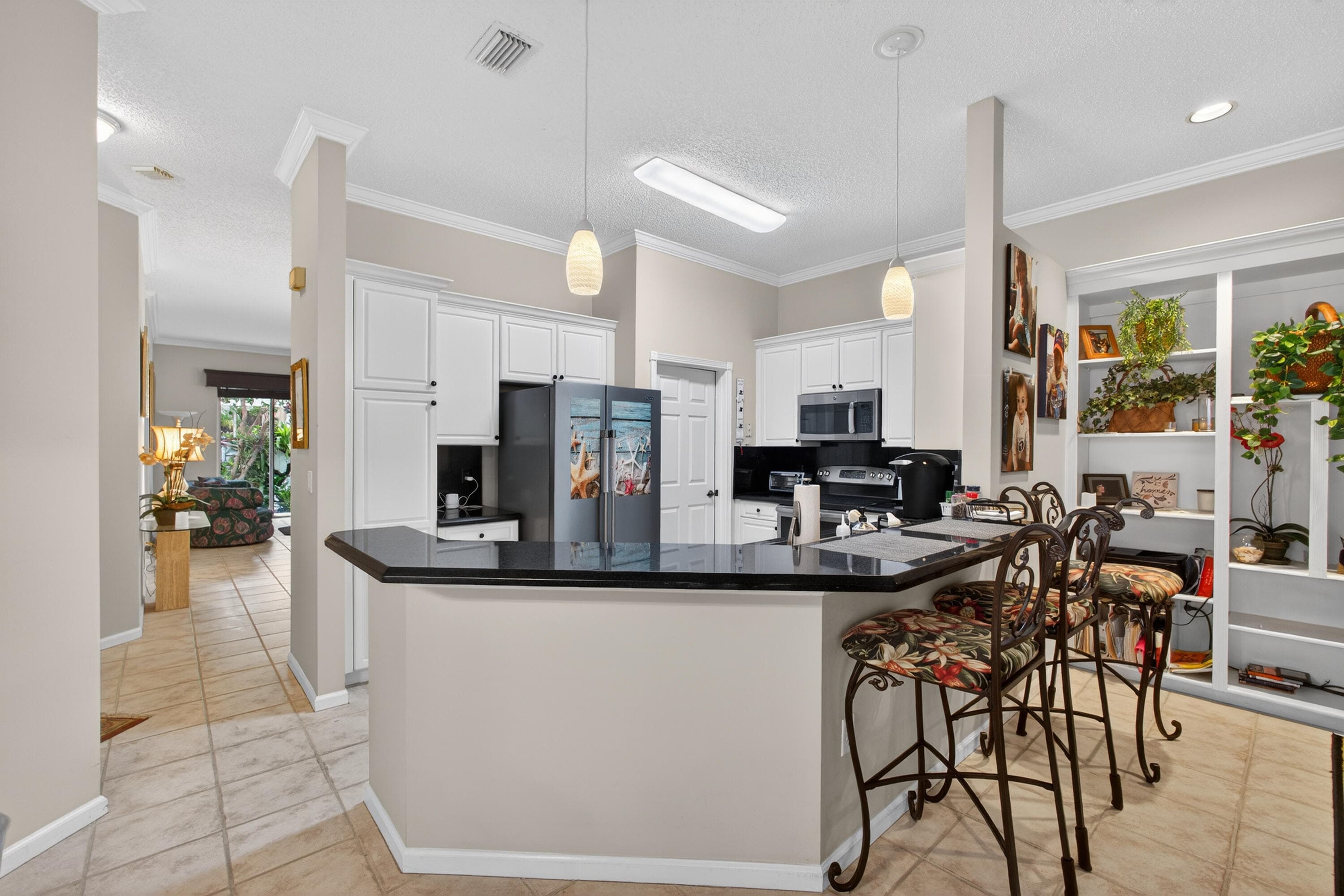2085 Chagall Circle, West Palm Beach, FL 33409 — photo 11 of 46