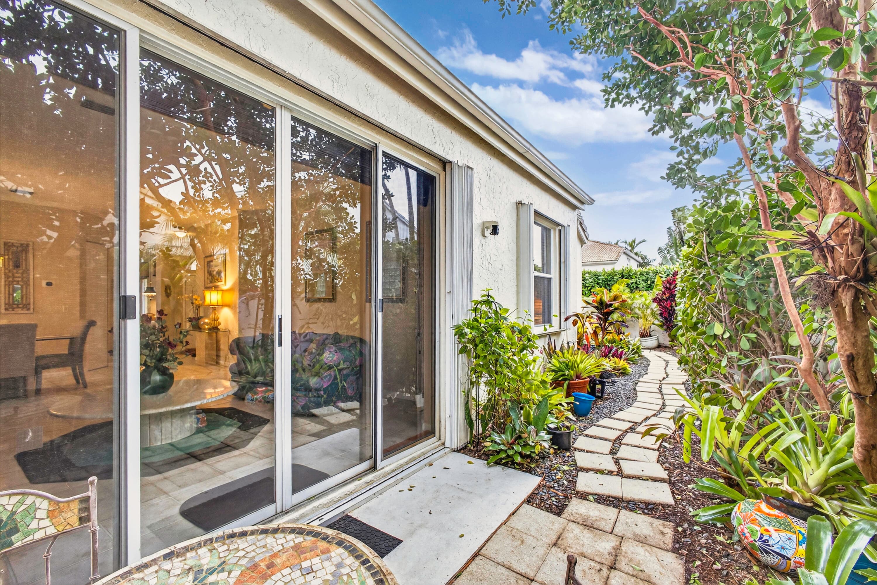 2085 Chagall Circle, West Palm Beach, FL 33409 — photo 15 of 46