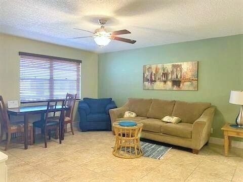 801 Hummingbird Way 205, North Palm Beach, FL 33408 — photo 4 of 27