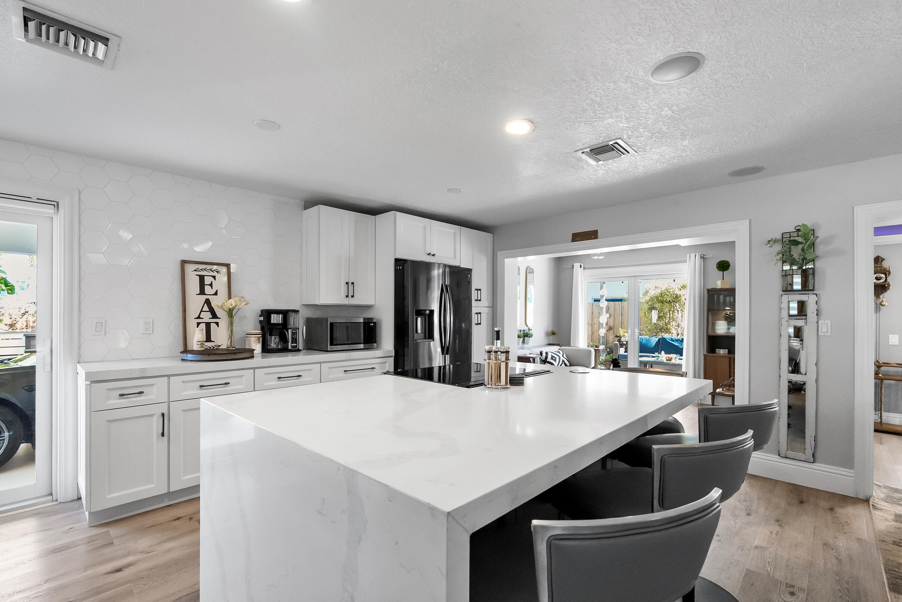 1605 Treemont Avenue, Jupiter, FL 33469 — photo 8 of 34