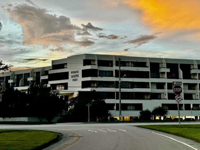 1401 S Federal Highway 402, Boca Raton, FL 33432 — photo 2 of 12