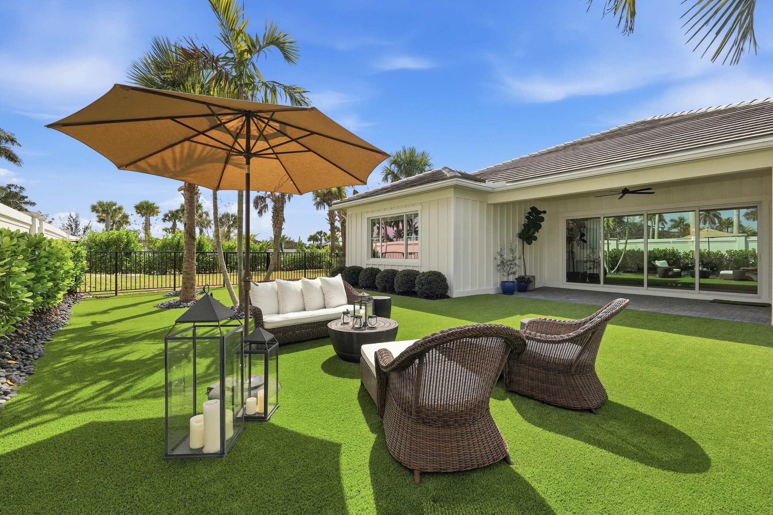 12176 Waterstone Circle 39, Palm Beach Gardens, FL 33412 — photo 1 of 48
