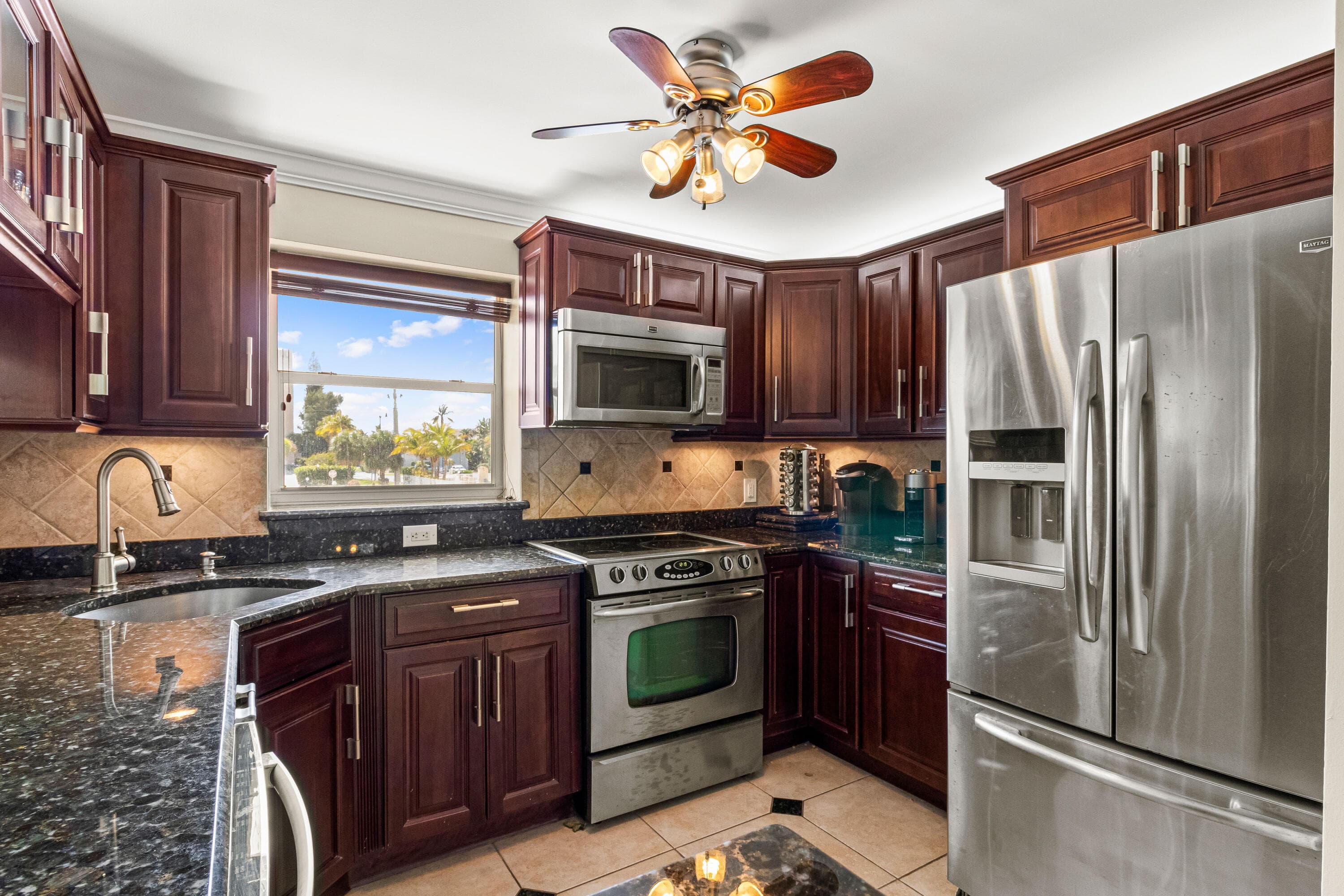 3580 S Ocean Boulevard 2a, South Palm Beach, FL 33480 — photo 4 of 16