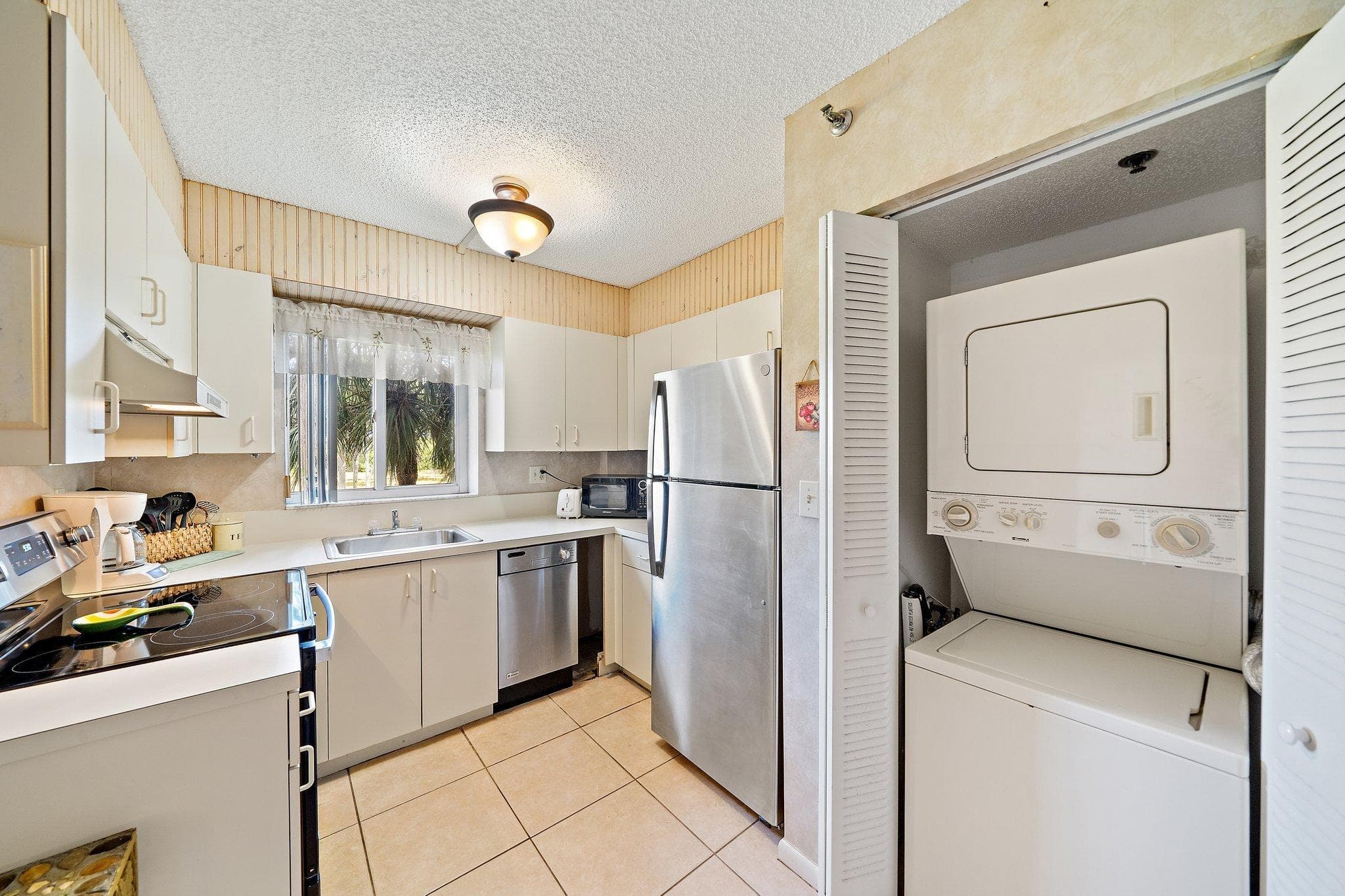 275 Palm Avenue C203, Jupiter, FL 33477 — photo 9 of 21