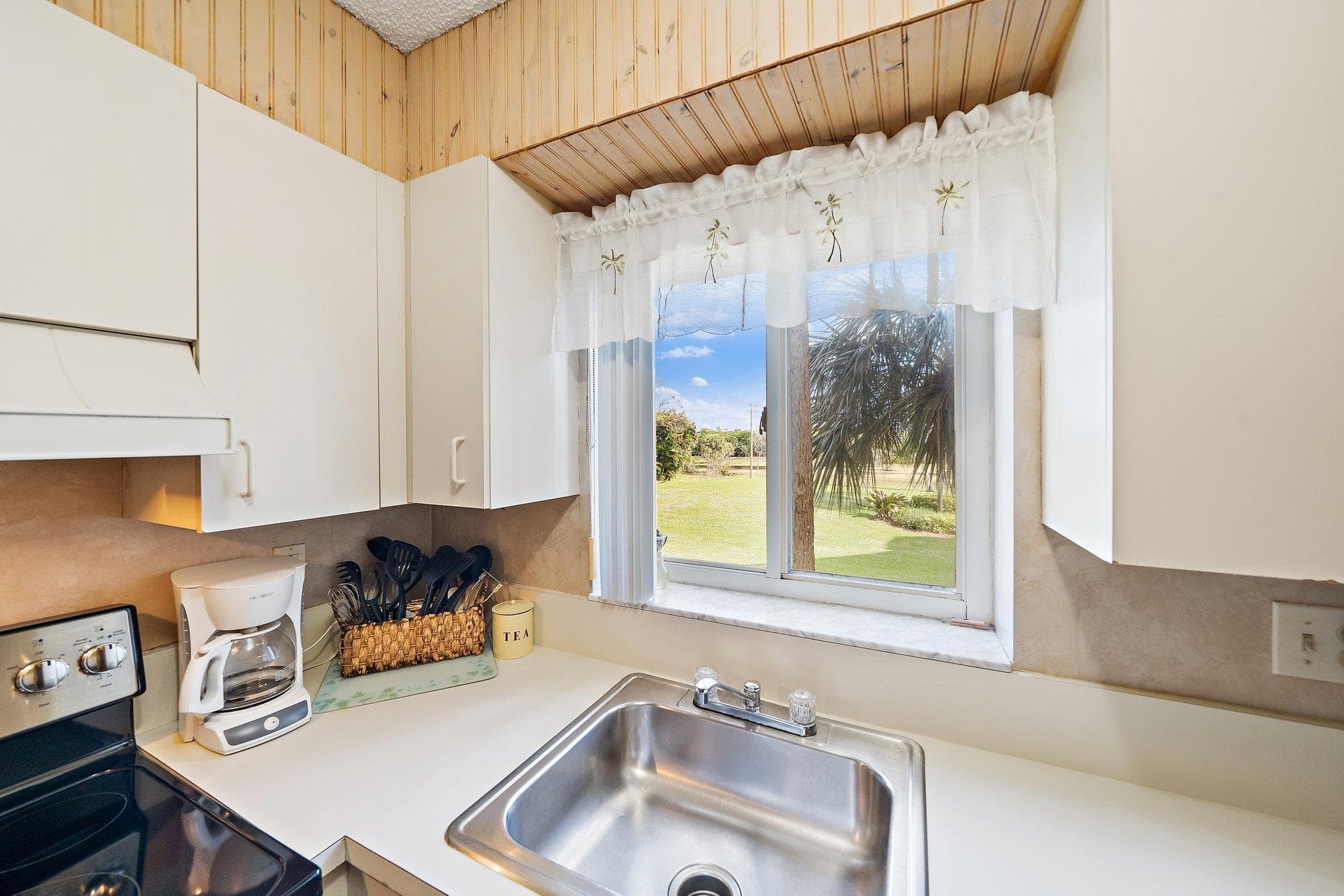 275 Palm Avenue C203, Jupiter, FL 33477 — photo 13 of 21