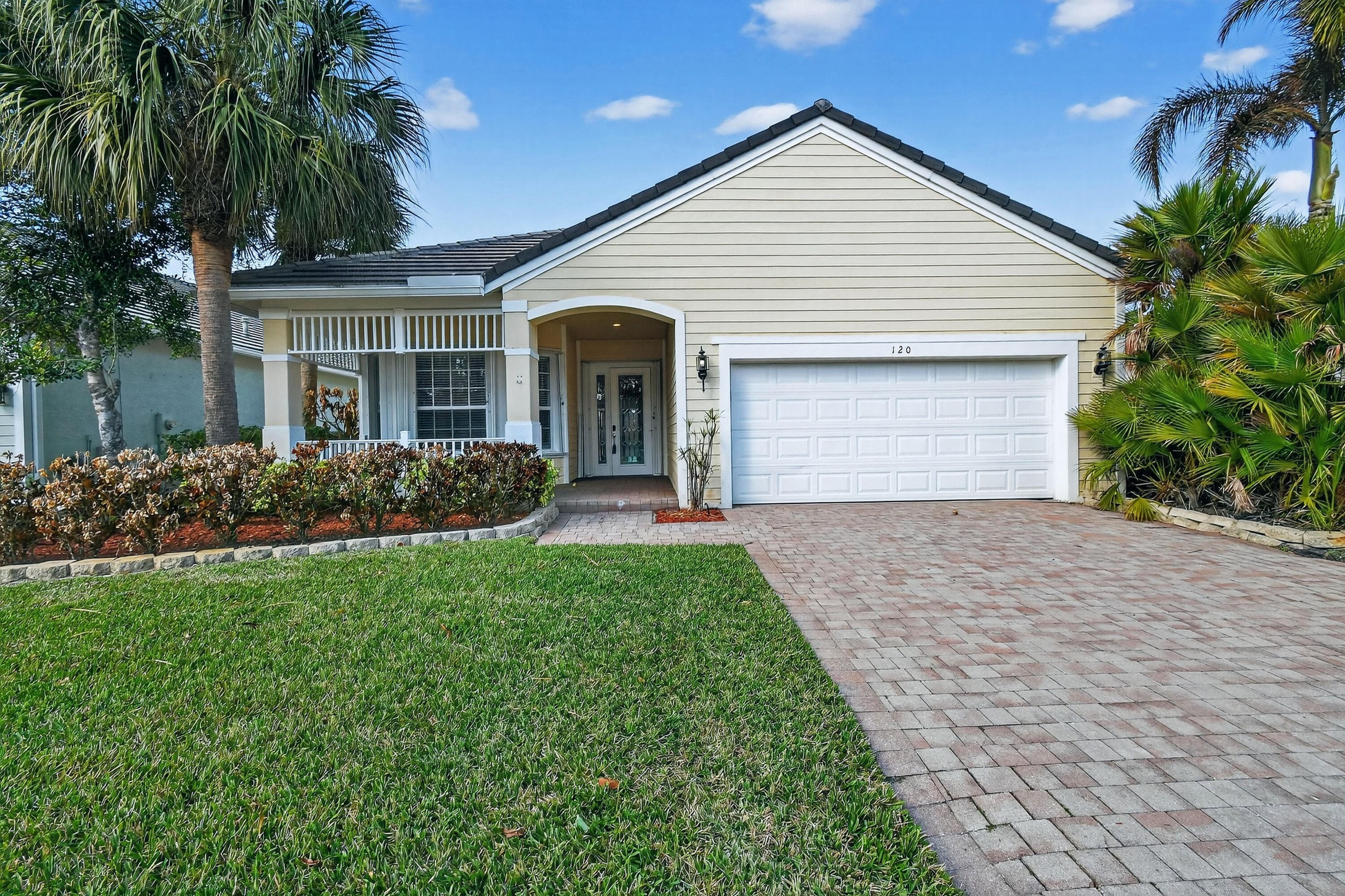 120 NW Willow Grove Avenue, Port St. Lucie, FL 34986 — photo 7 of 92