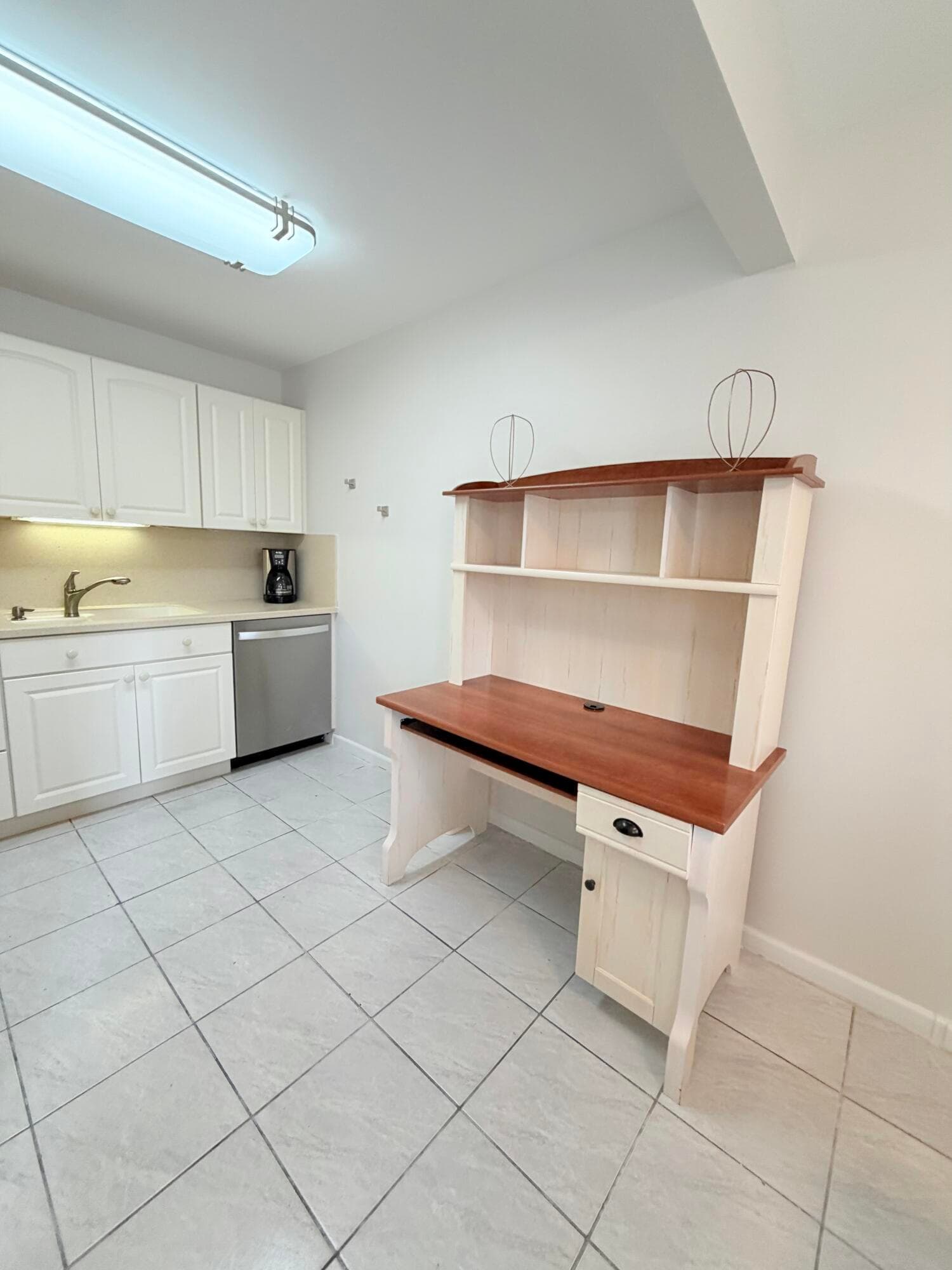 1004 Newcastle A, Boca Raton, FL 33434 — photo 3 of 39