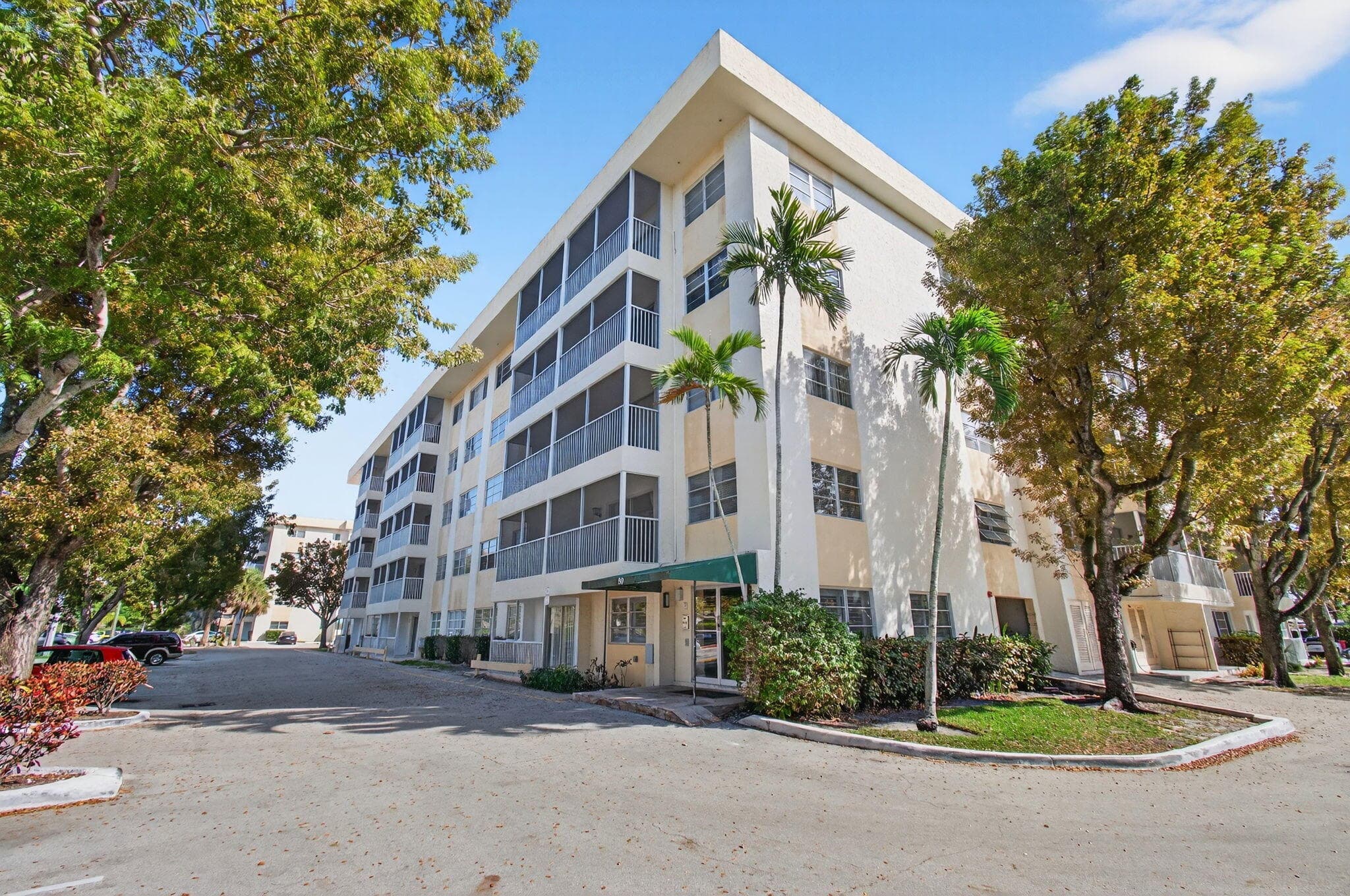 50 SW 3rd Avenue 311, Boca Raton, FL 33432 — photo 1 of 65