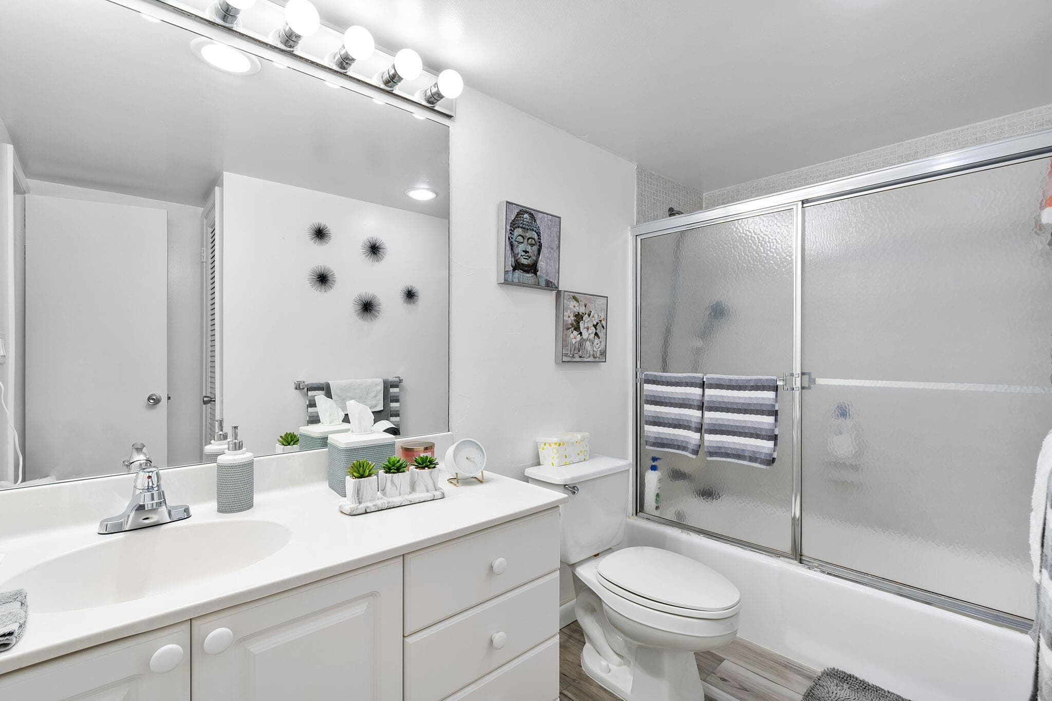 19380 Collins Avenue 523, Sunny Isles Beach, FL 33160 — photo 24 of 32