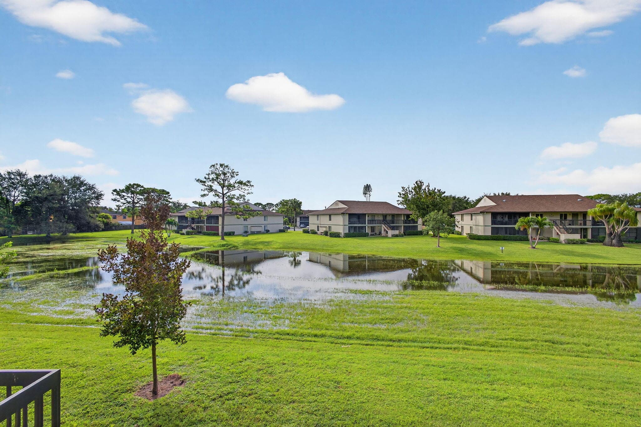 6485 Chasewood Drive G, Jupiter, FL 33458 — photo 4 of 38