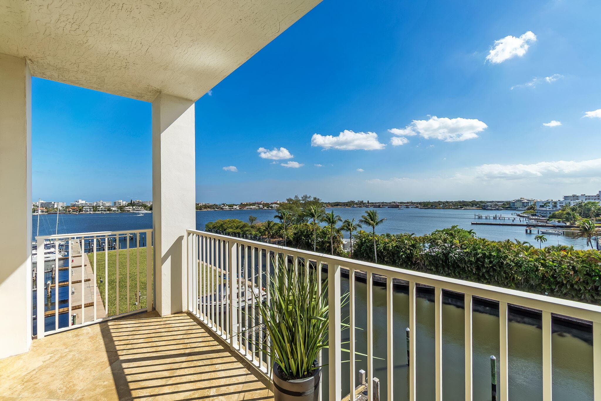 806 E Windward Way 524, Lantana, FL 33462 — photo 10 of 44