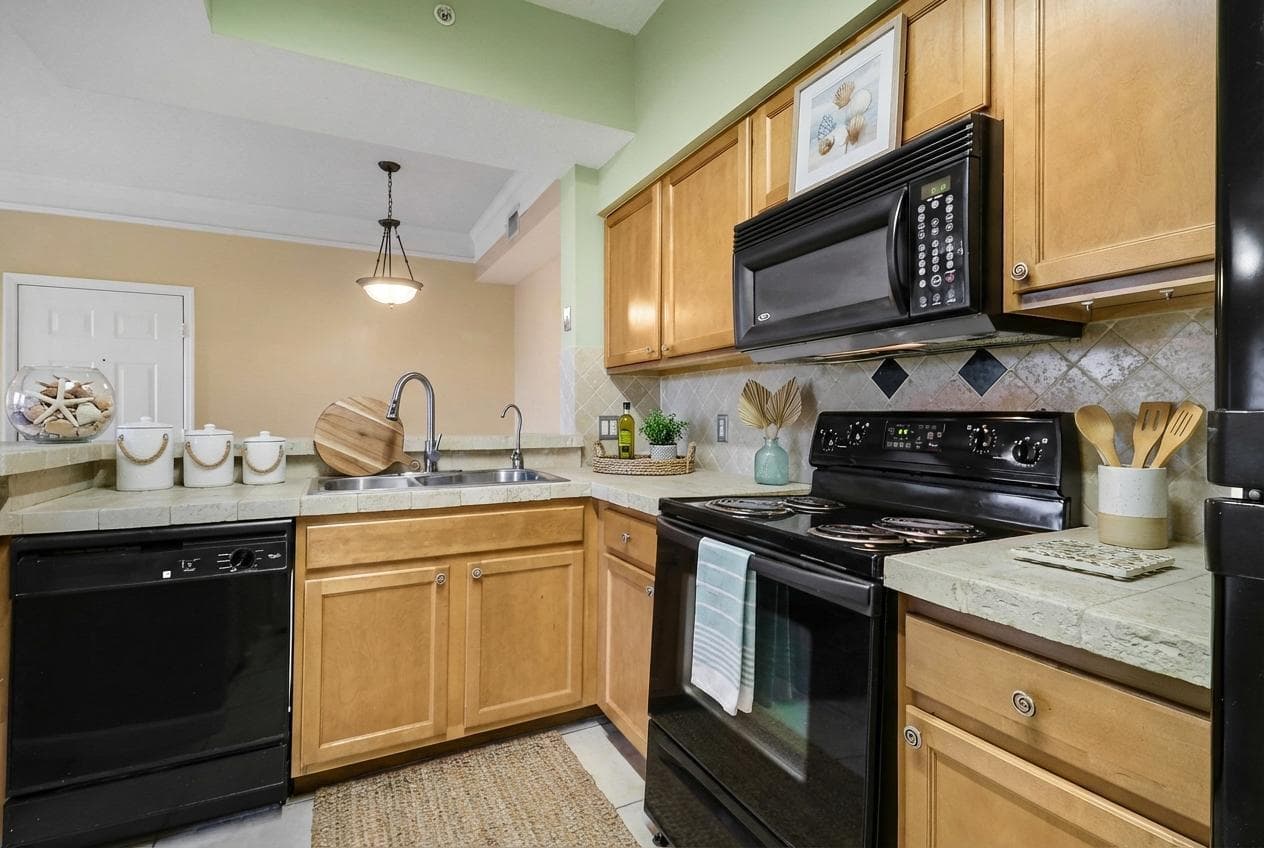 2309 Myrtlewood Circle E 2309, Palm Beach Gardens, FL 33418 — photo 14 of 36