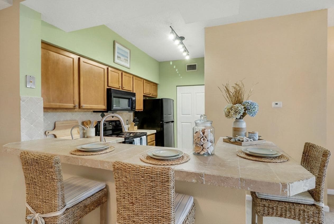 2309 Myrtlewood Circle E 2309, Palm Beach Gardens, FL 33418 — photo 12 of 36