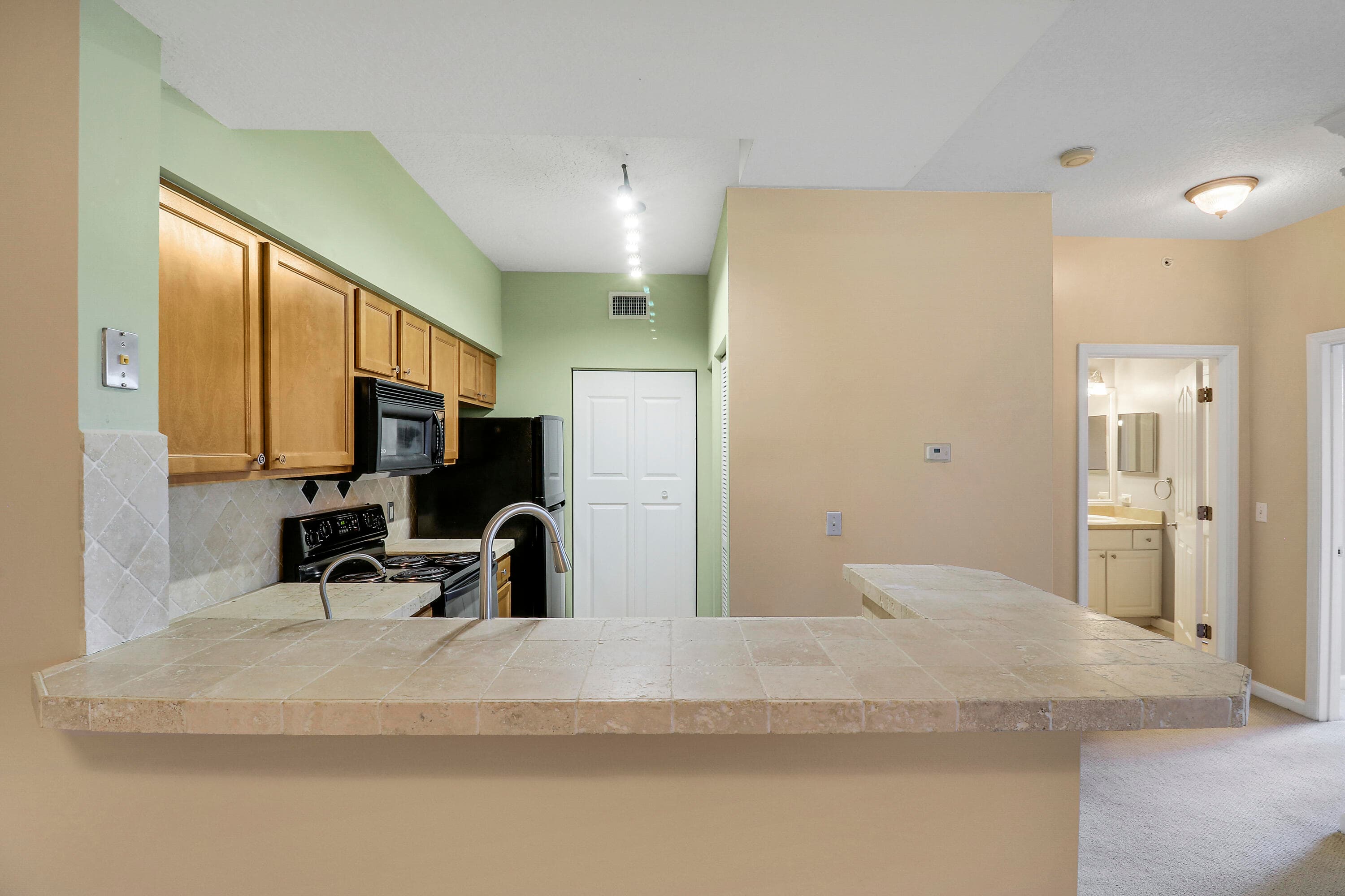 2309 Myrtlewood Circle E 2309, Palm Beach Gardens, FL 33418 — photo 13 of 36