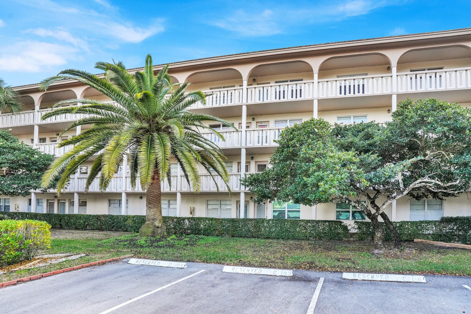 2102 Lucaya Bend F2, Coconut Creek, FL 33066 — photo 1 of 25