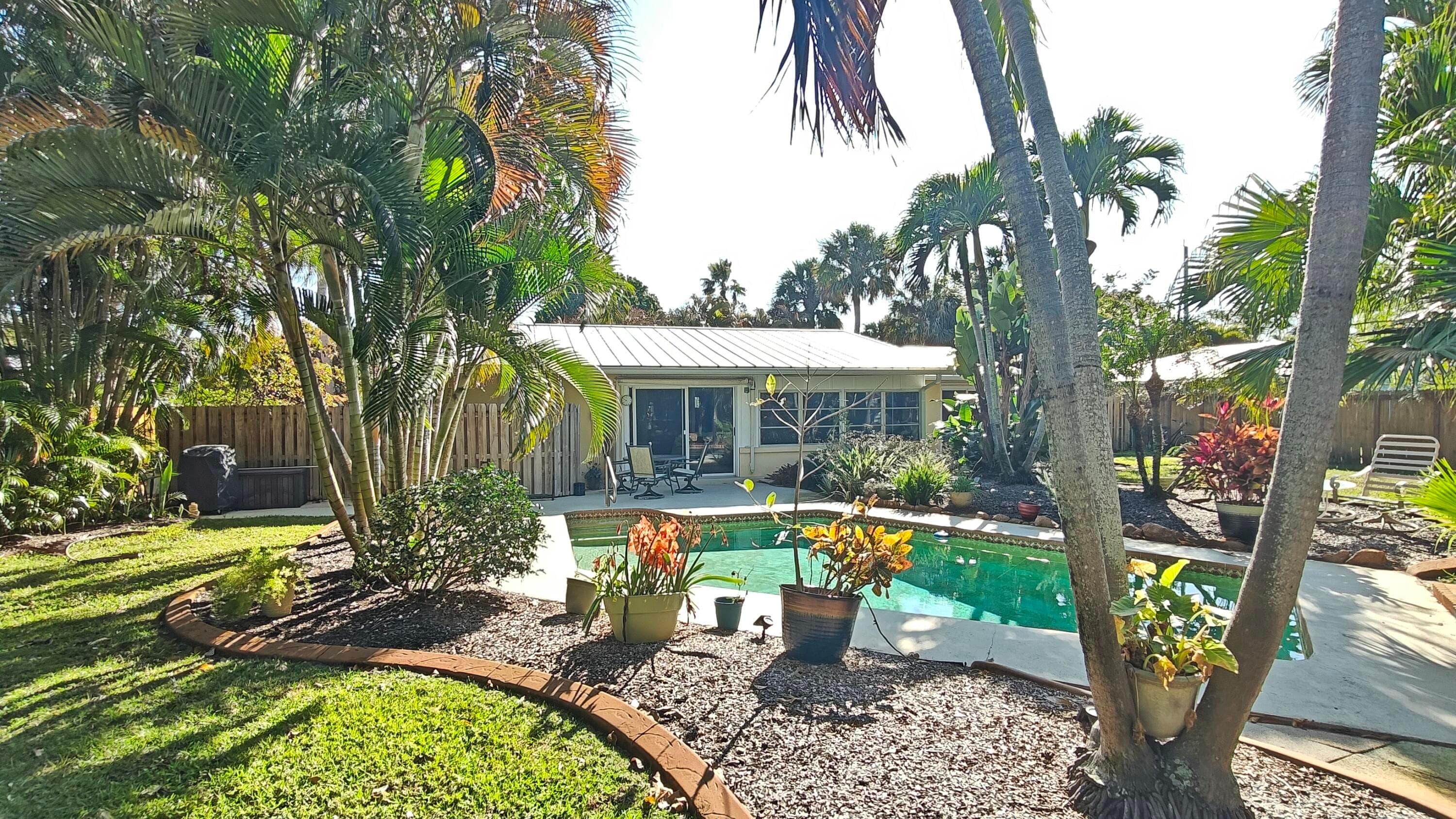 282 SE Edgewood Drive, Stuart, FL 34996 — photo 9 of 20