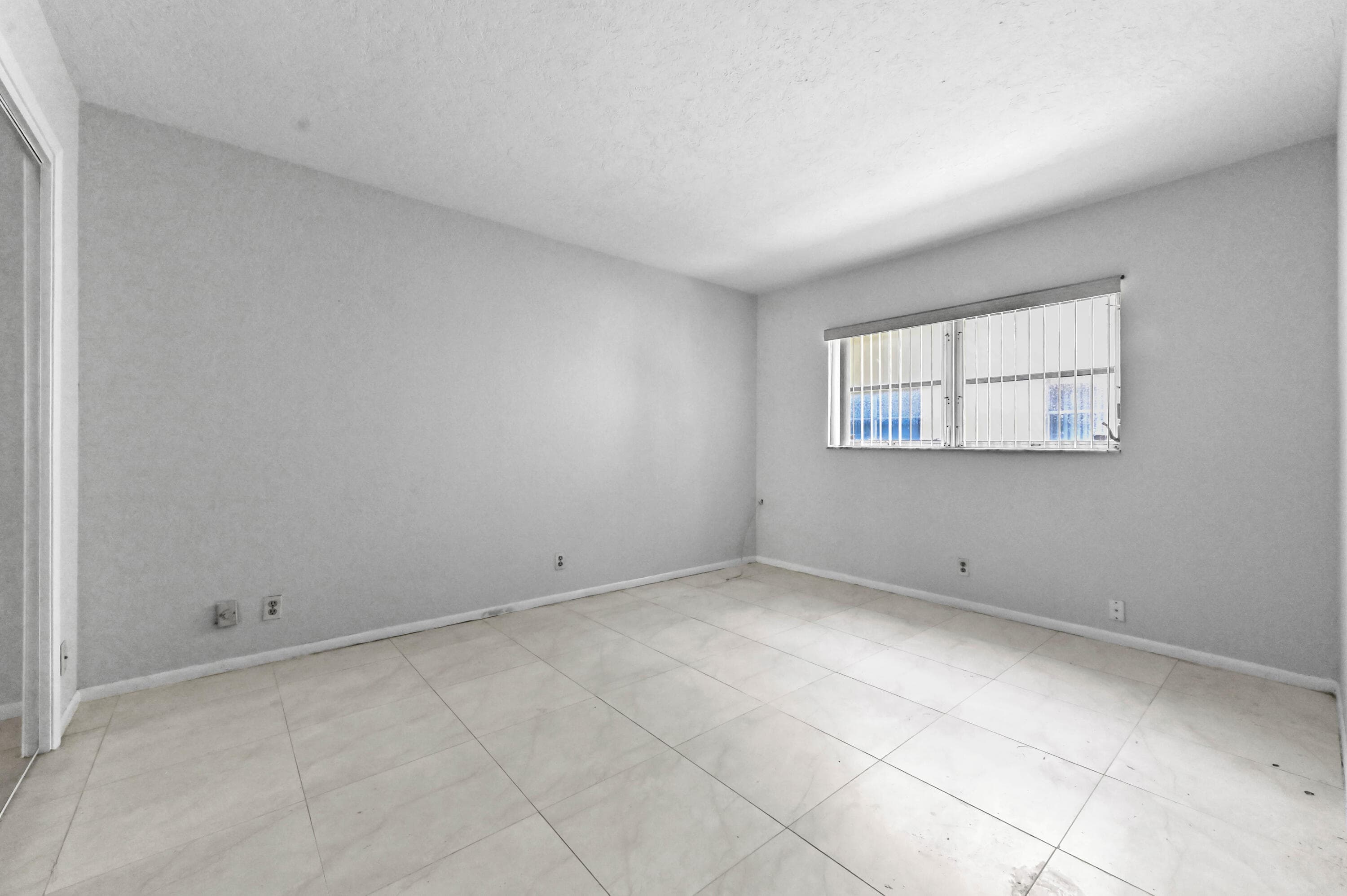 240 Croton Avenue 102, Lantana, FL 33462 — photo 11 of 18