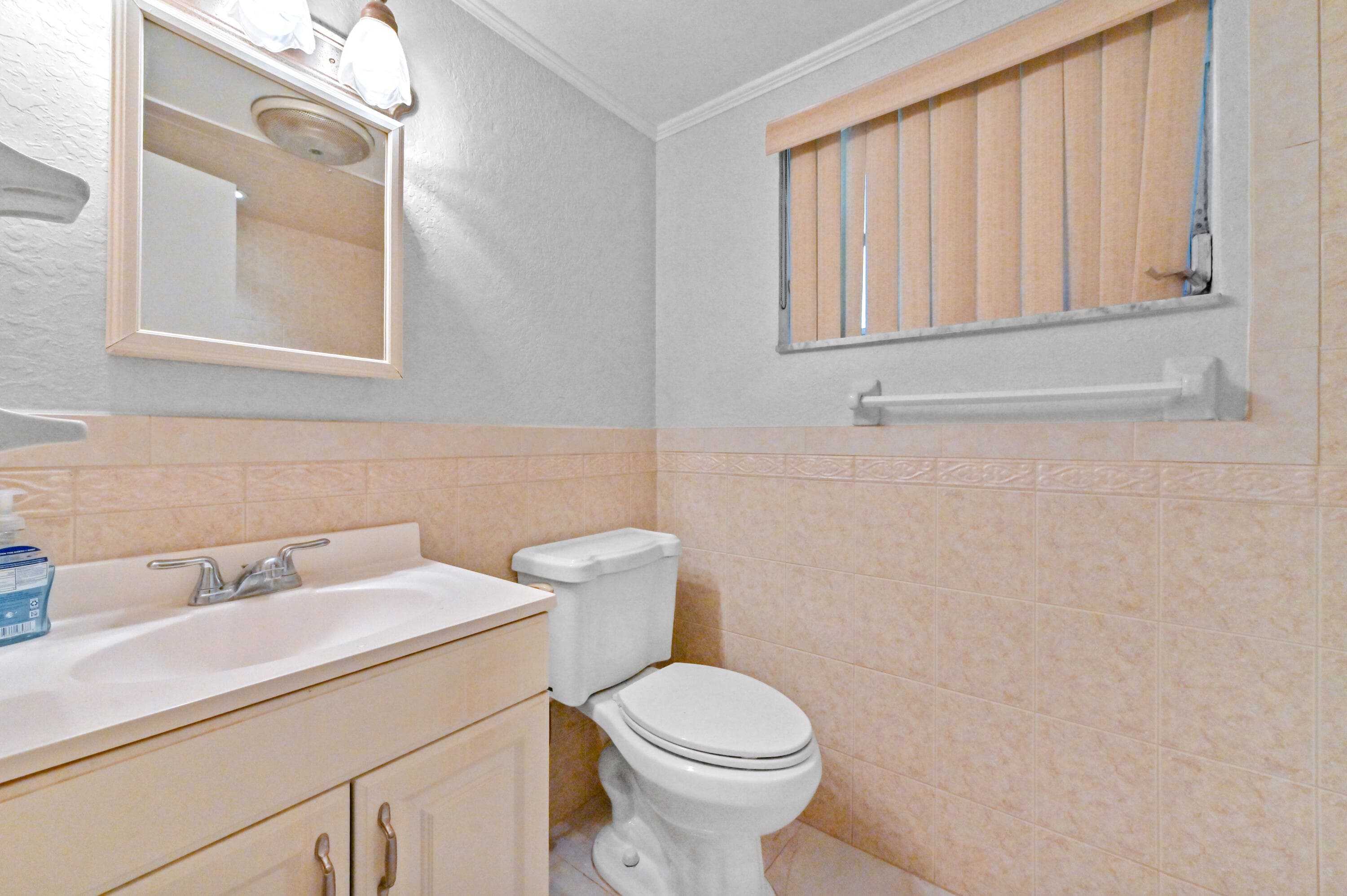 240 Croton Avenue 102, Lantana, FL 33462 — photo 13 of 18